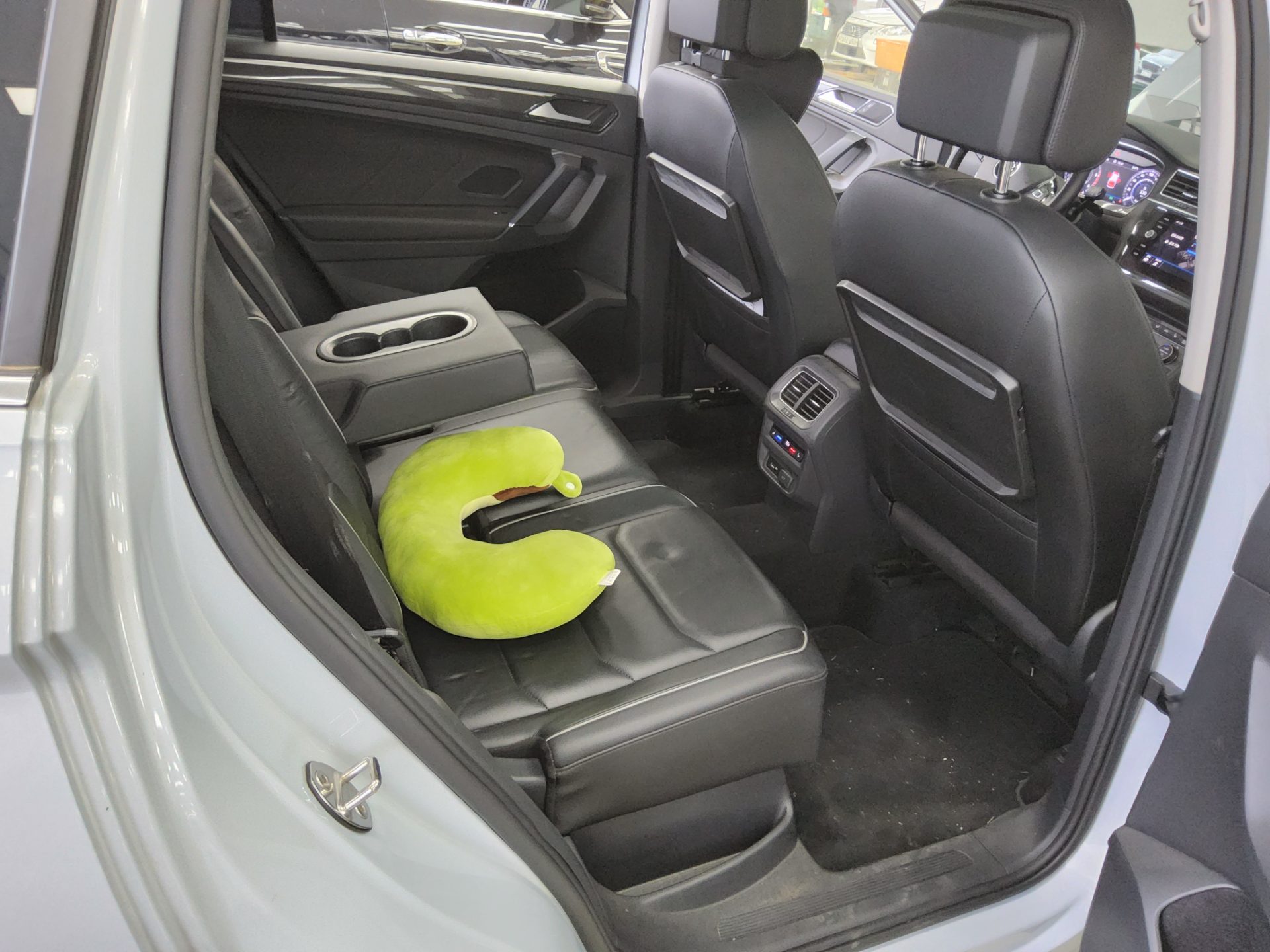 2018 - volkswagen tiguan