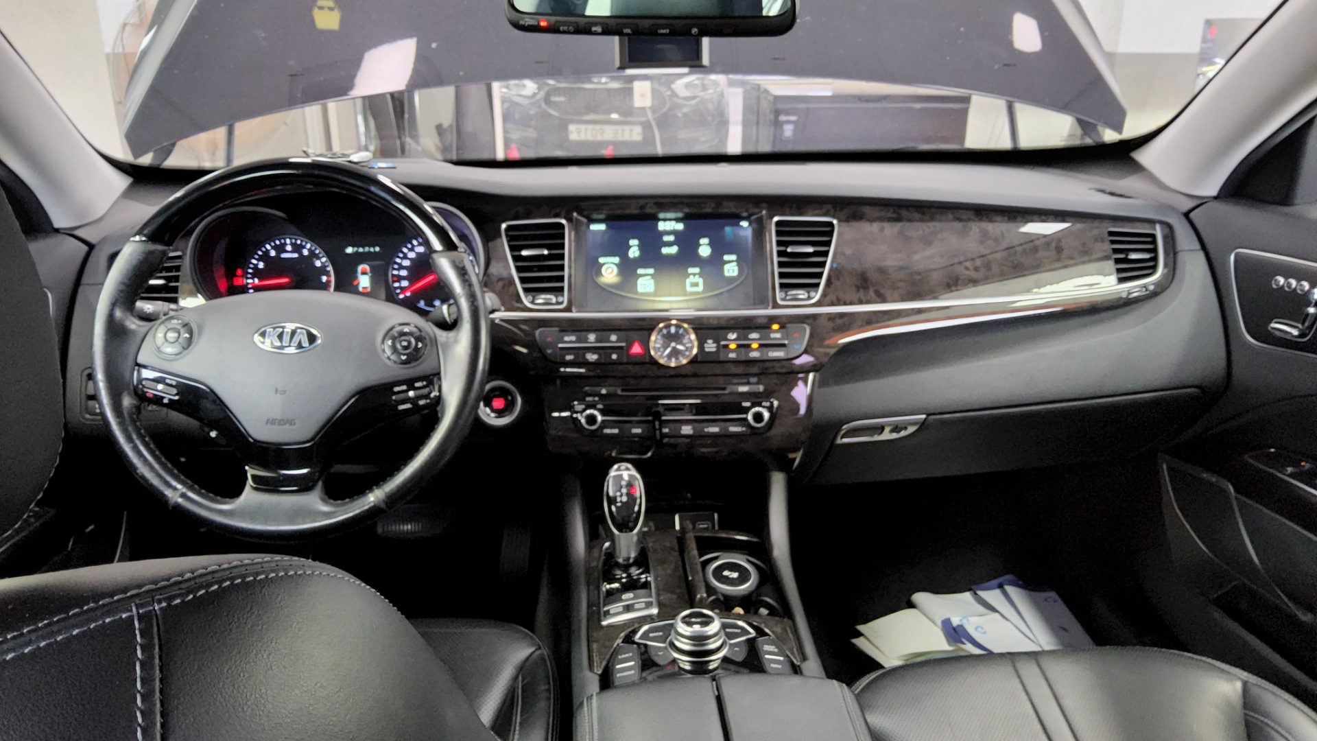 2015 - kia k9