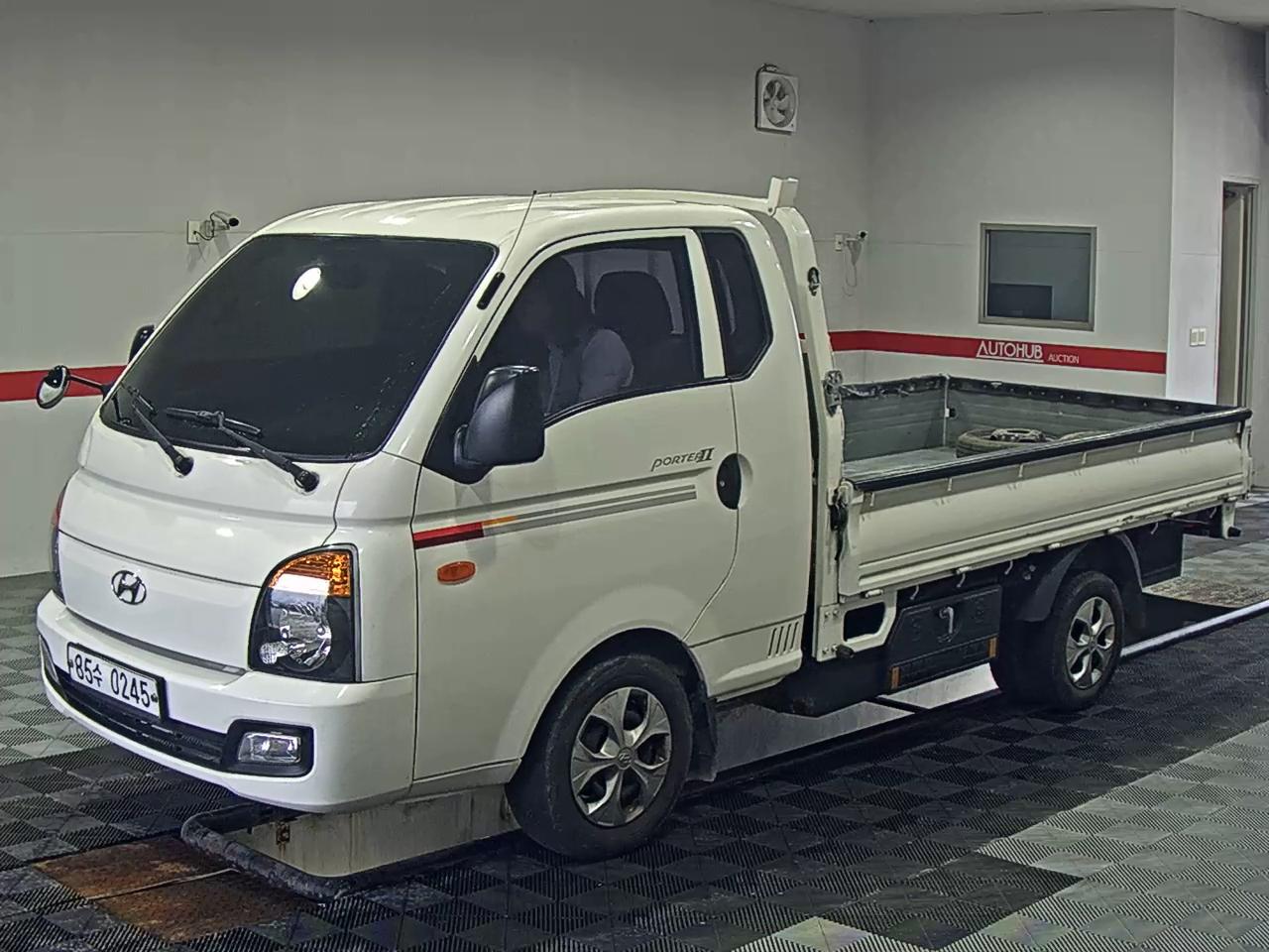 HYUNDAI PORTER II SUPER CAB EXTRA WHEELBASE