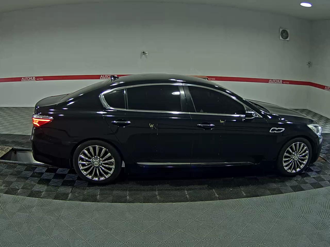 2015 - kia k9