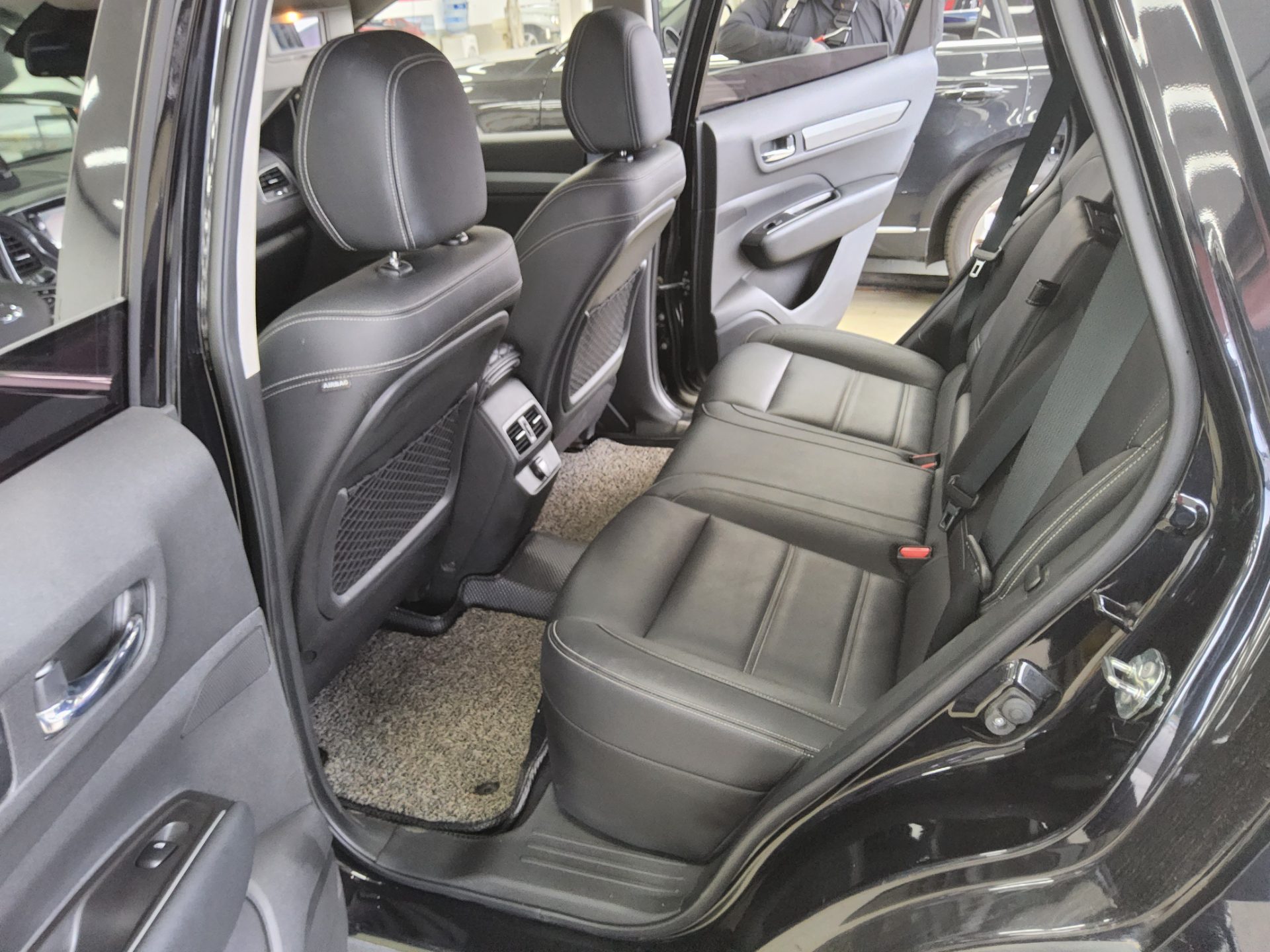 2020 - renault qm6