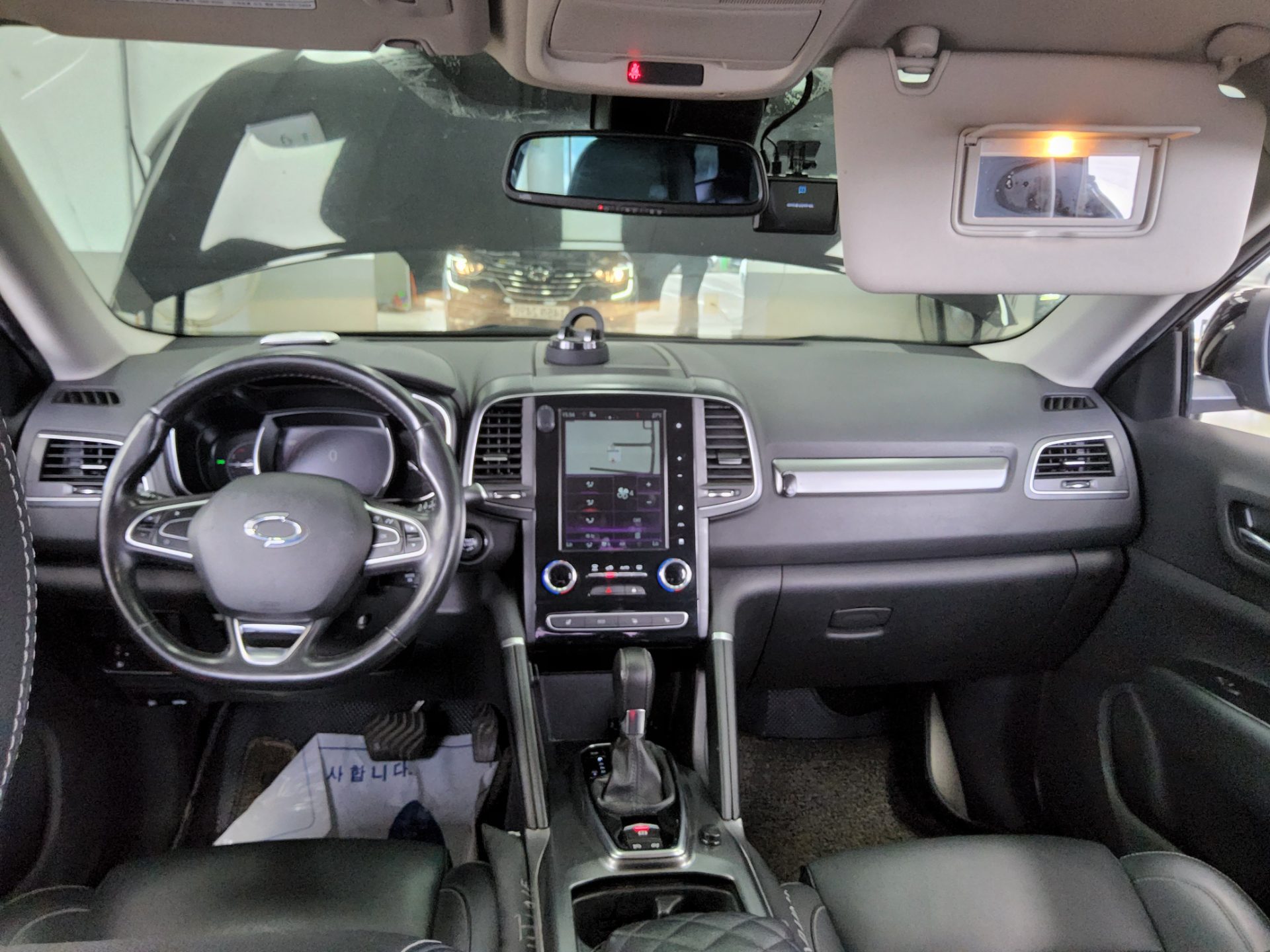 2020 - renault qm6