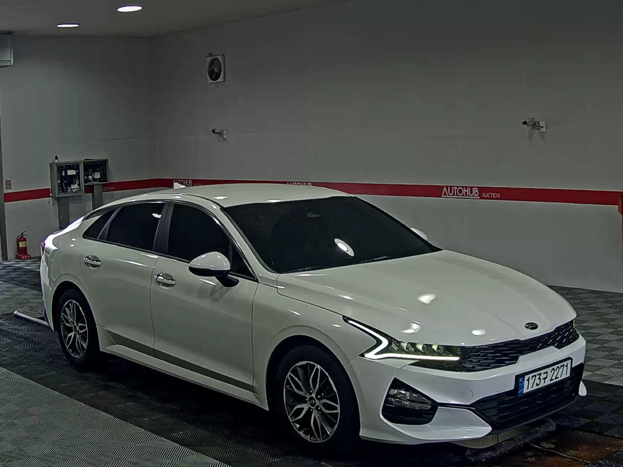 2021 - kia k5