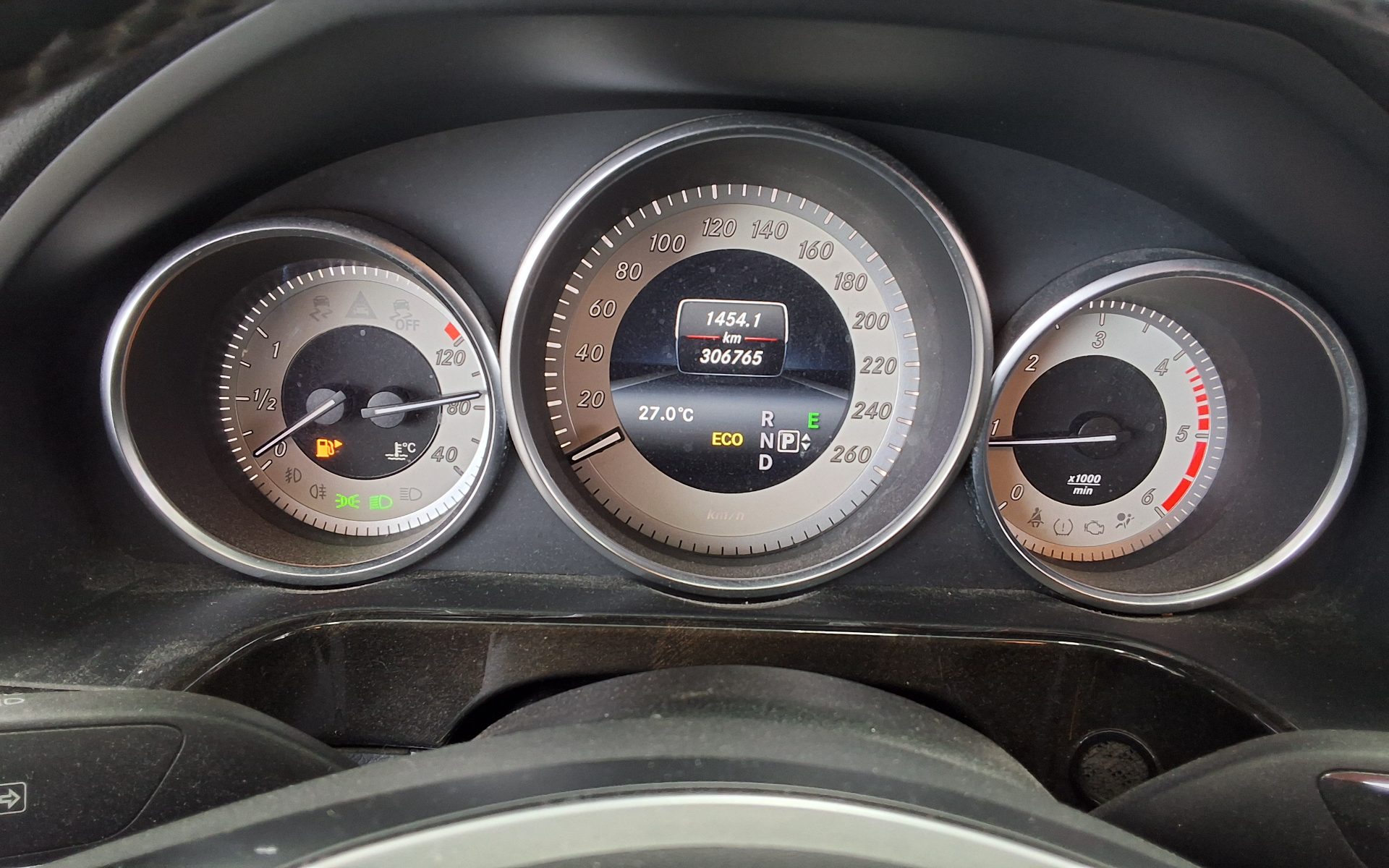 2014 - mercedes-benz e220