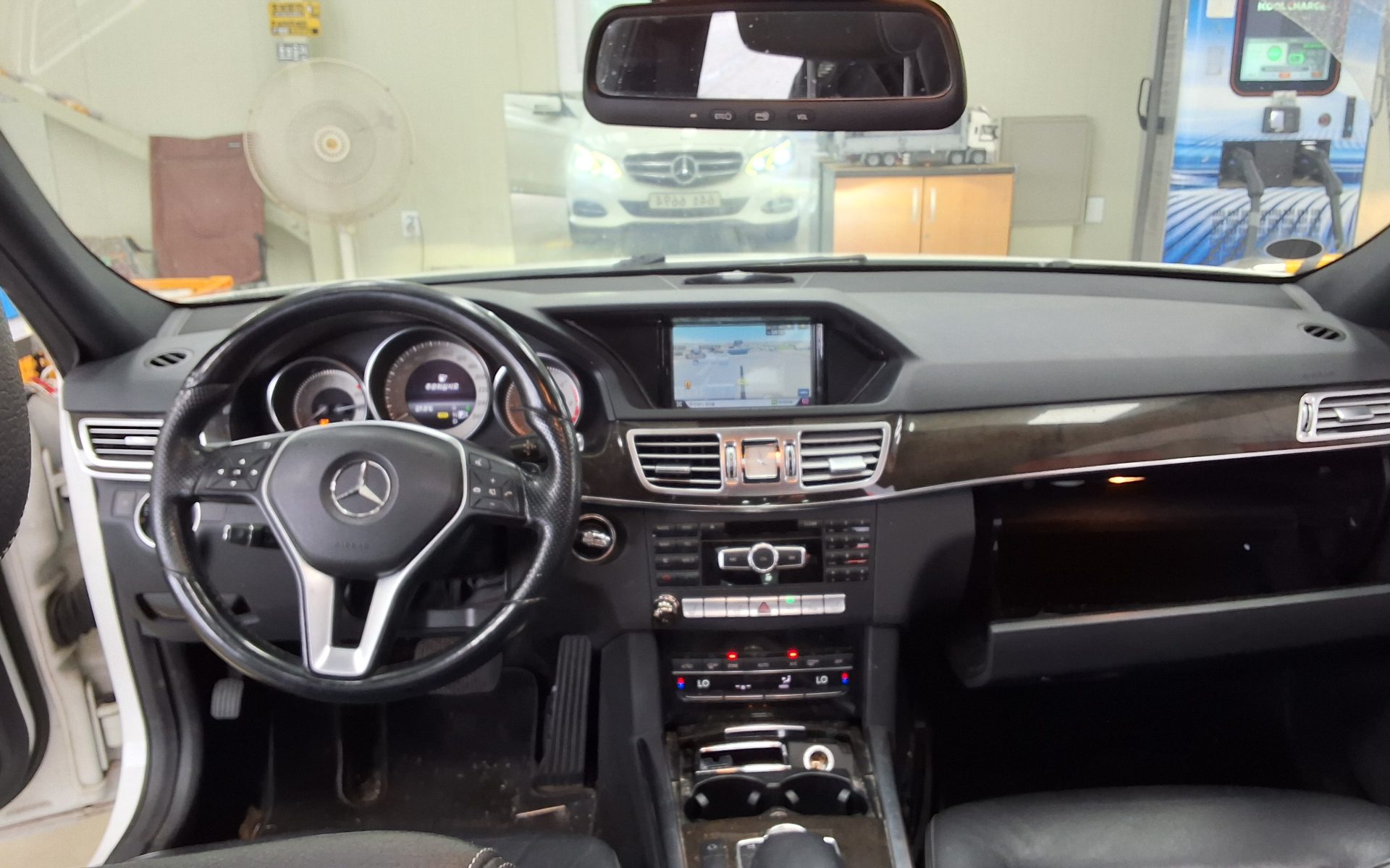 2014 - mercedes-benz e220