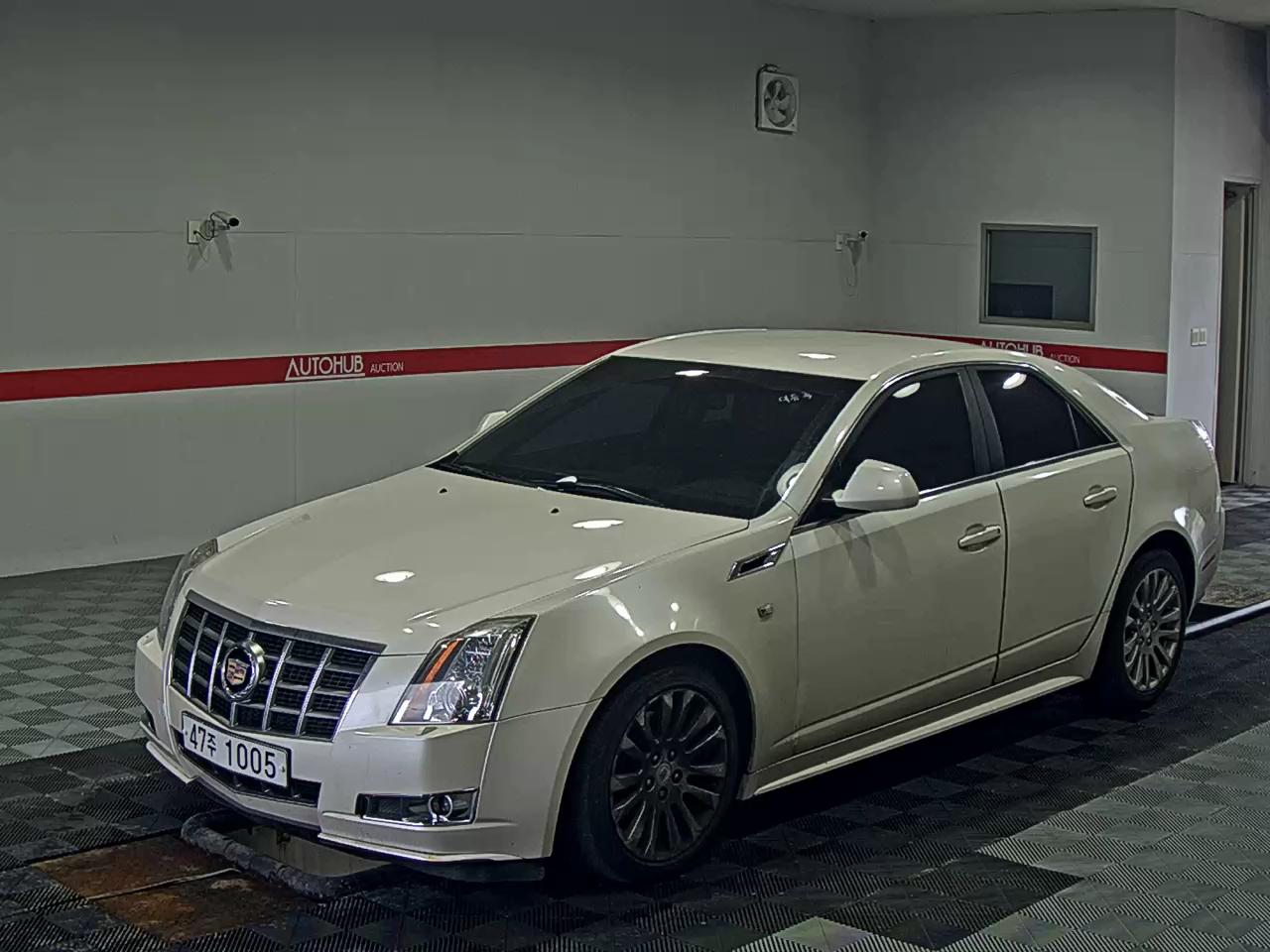 2012 - cadillac cts