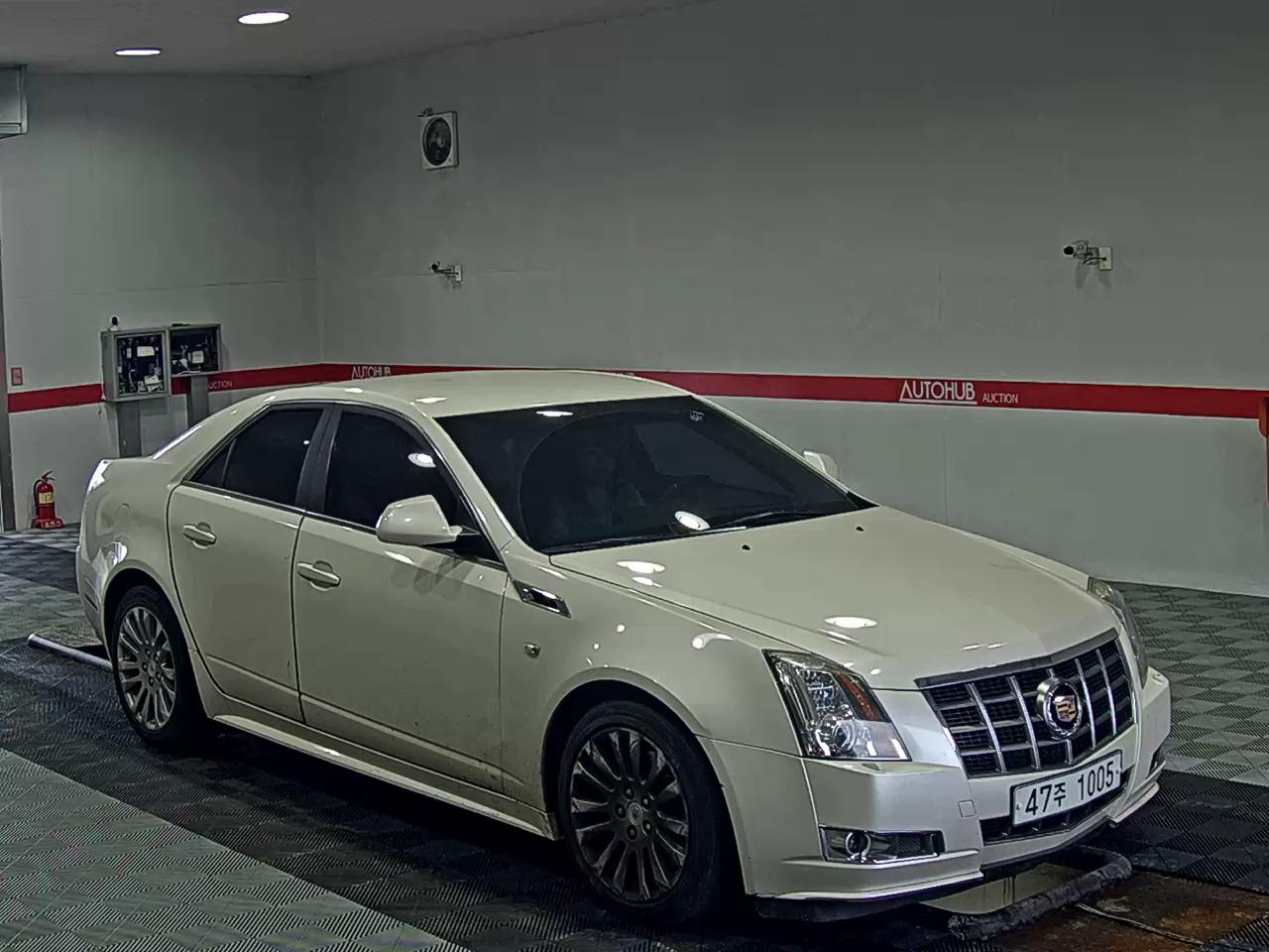 2012 - cadillac cts