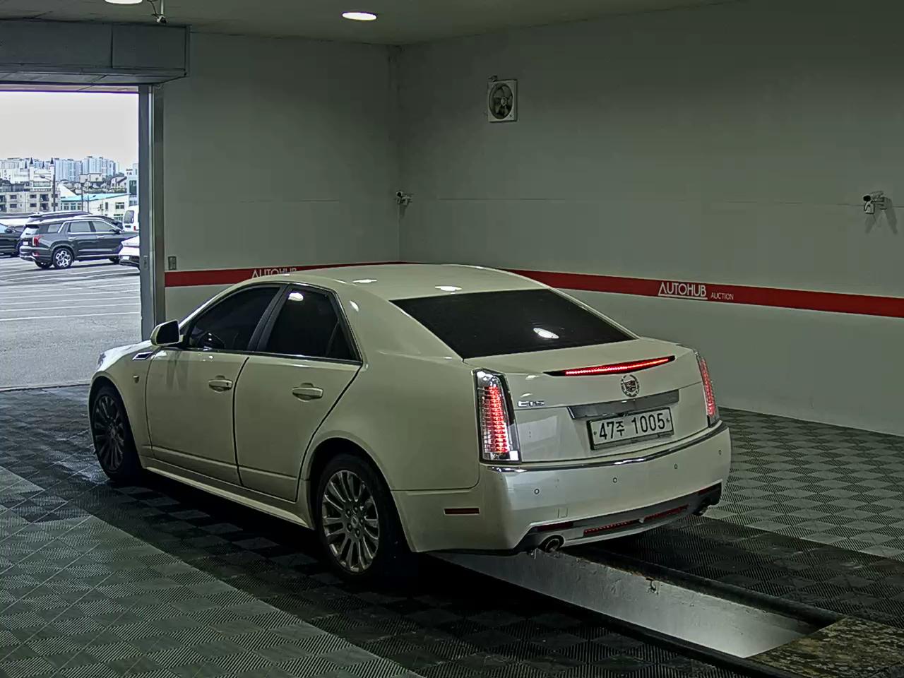 2012 - cadillac cts