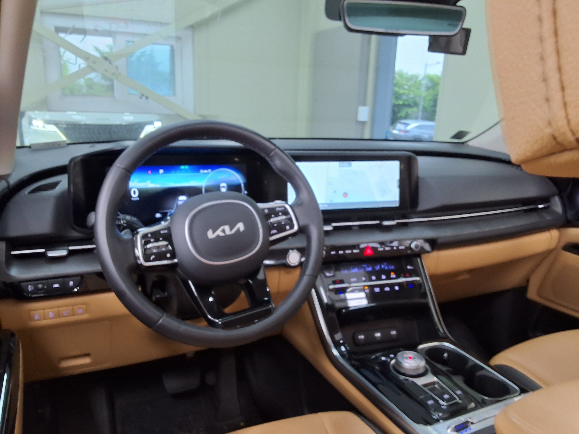 2023 - kia carnival
