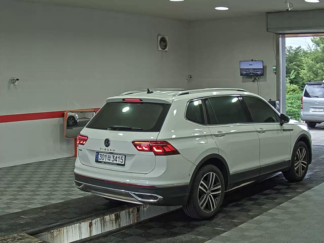 2023 - volkswagen tiguan