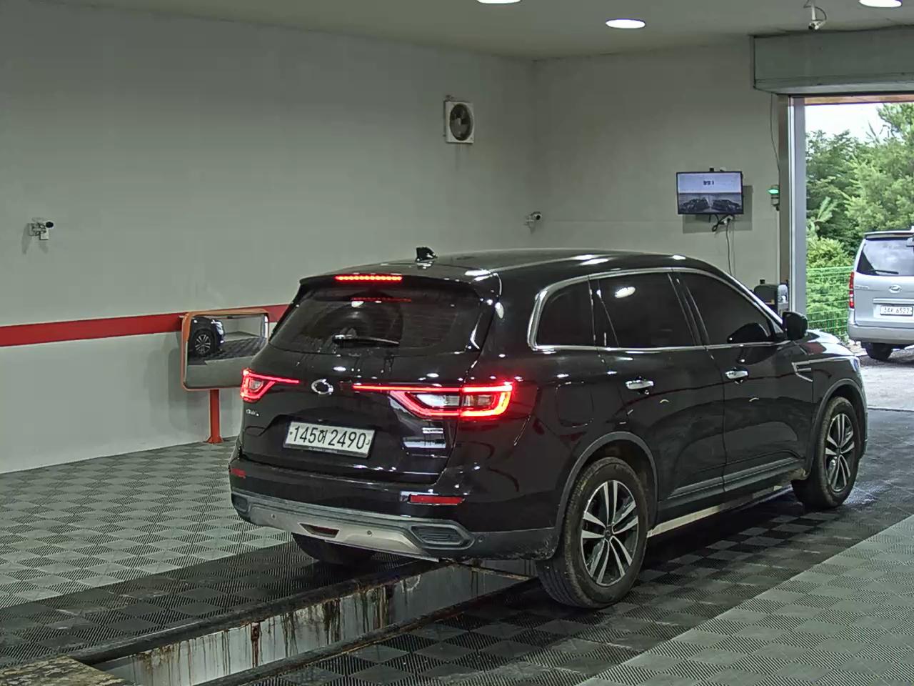 2020 - renault qm6