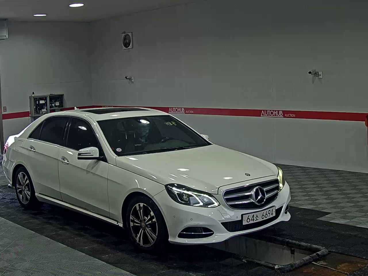 2014 - mercedes-benz e220