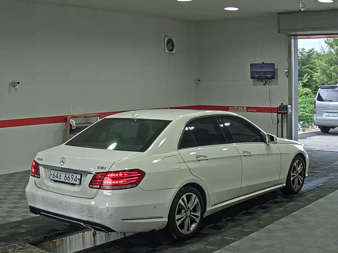 2014 - mercedes-benz e220