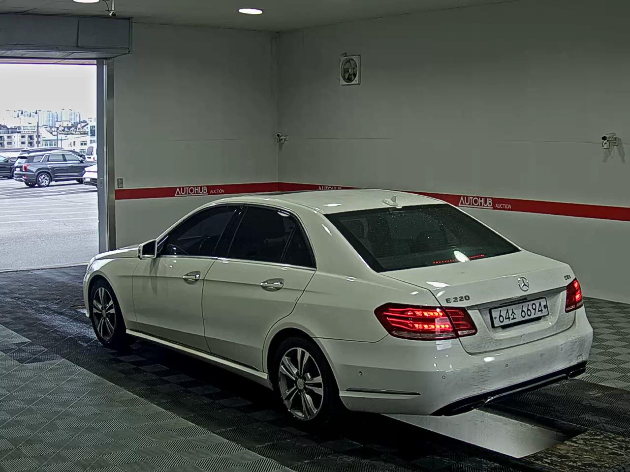 2014 - mercedes-benz e220