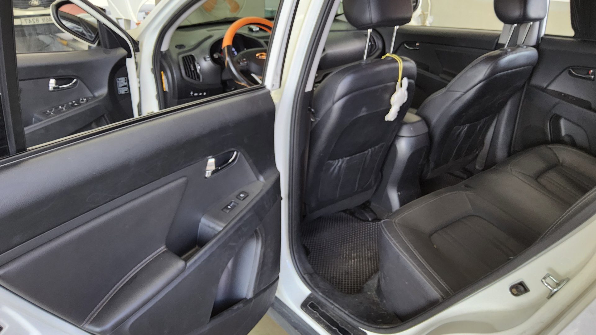 2012 - kia sportage