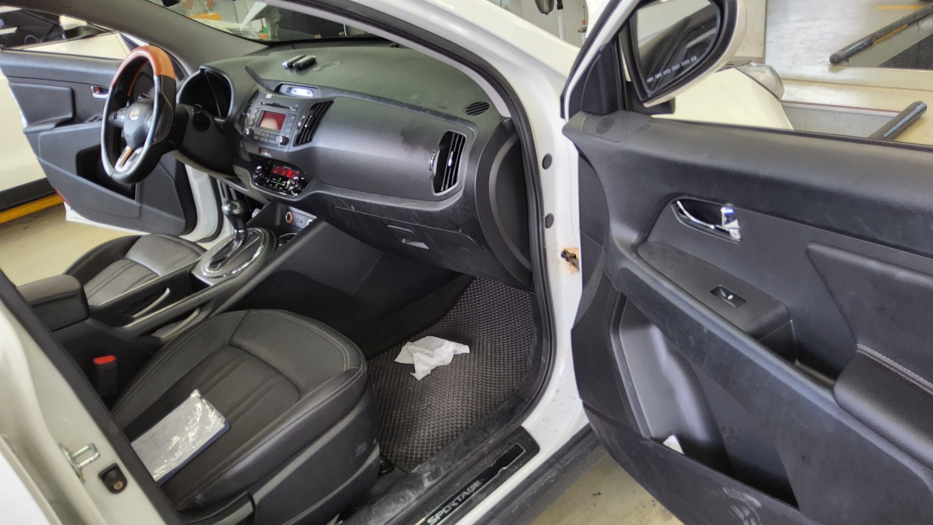 2012 - kia sportage