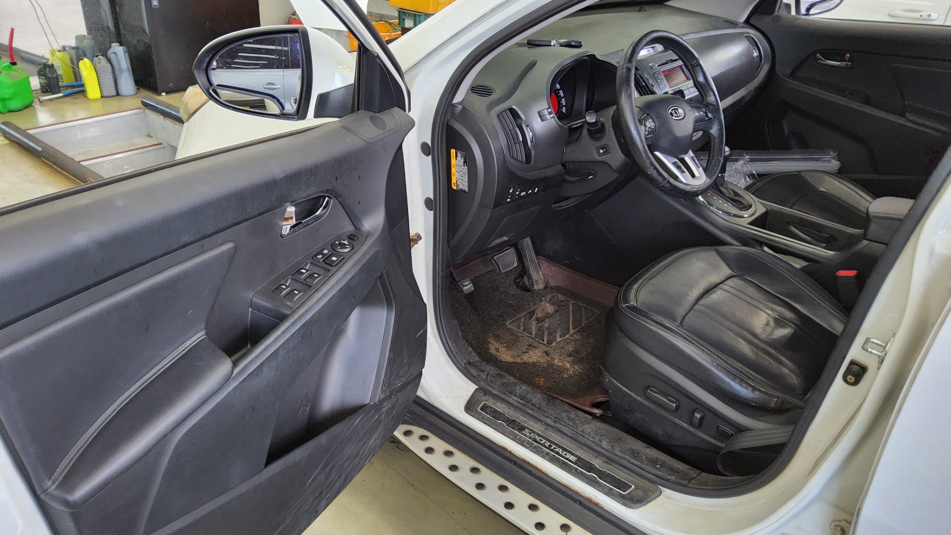 2012 - kia sportage