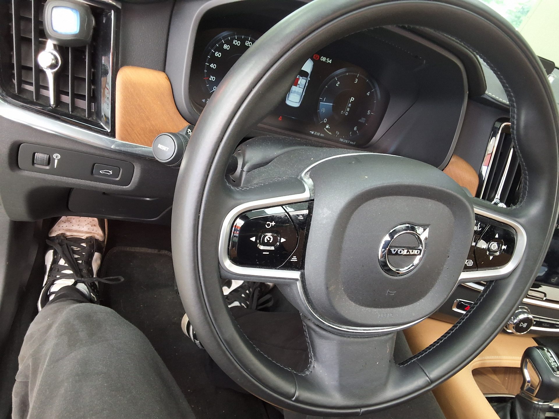 2018 - volvo s90