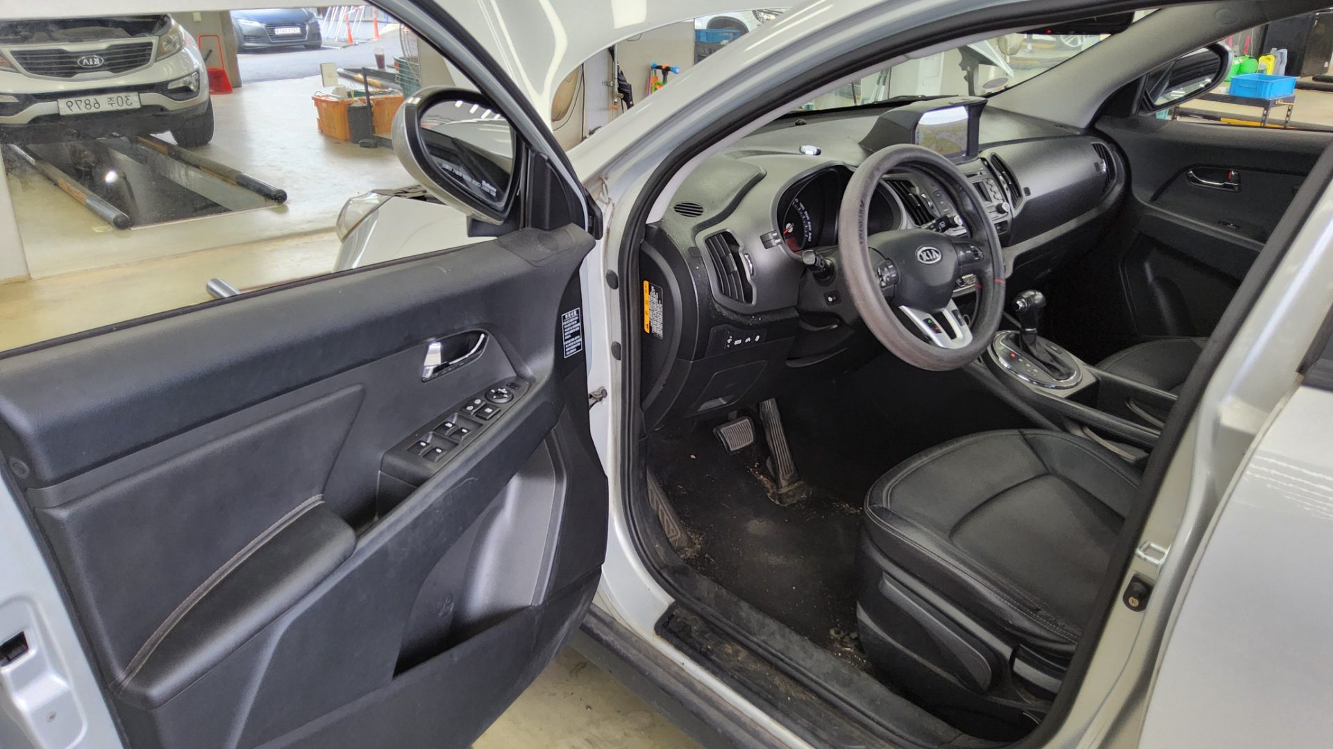 2012 - kia sportage