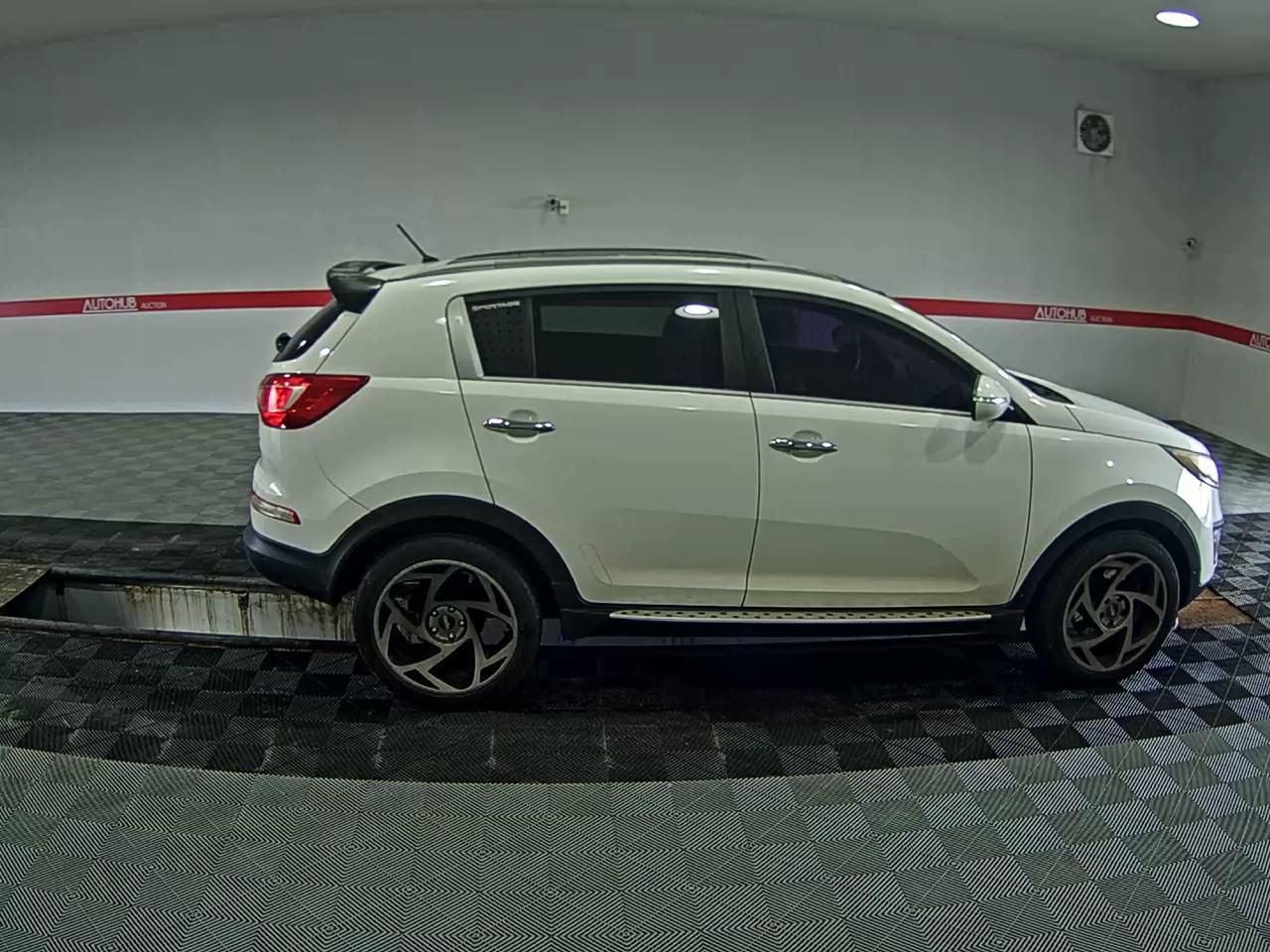 2012 - kia sportage