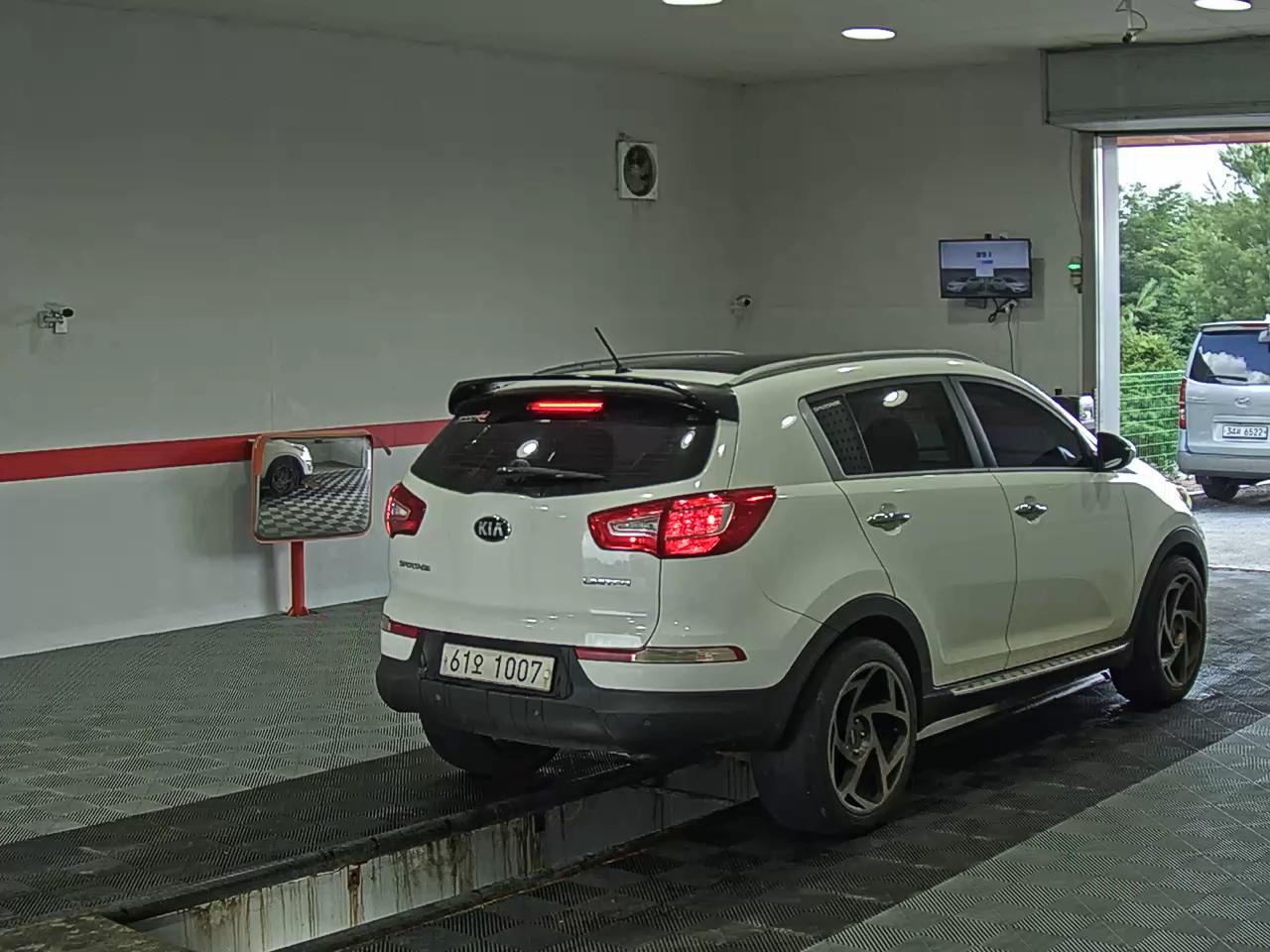 2012 - kia sportage