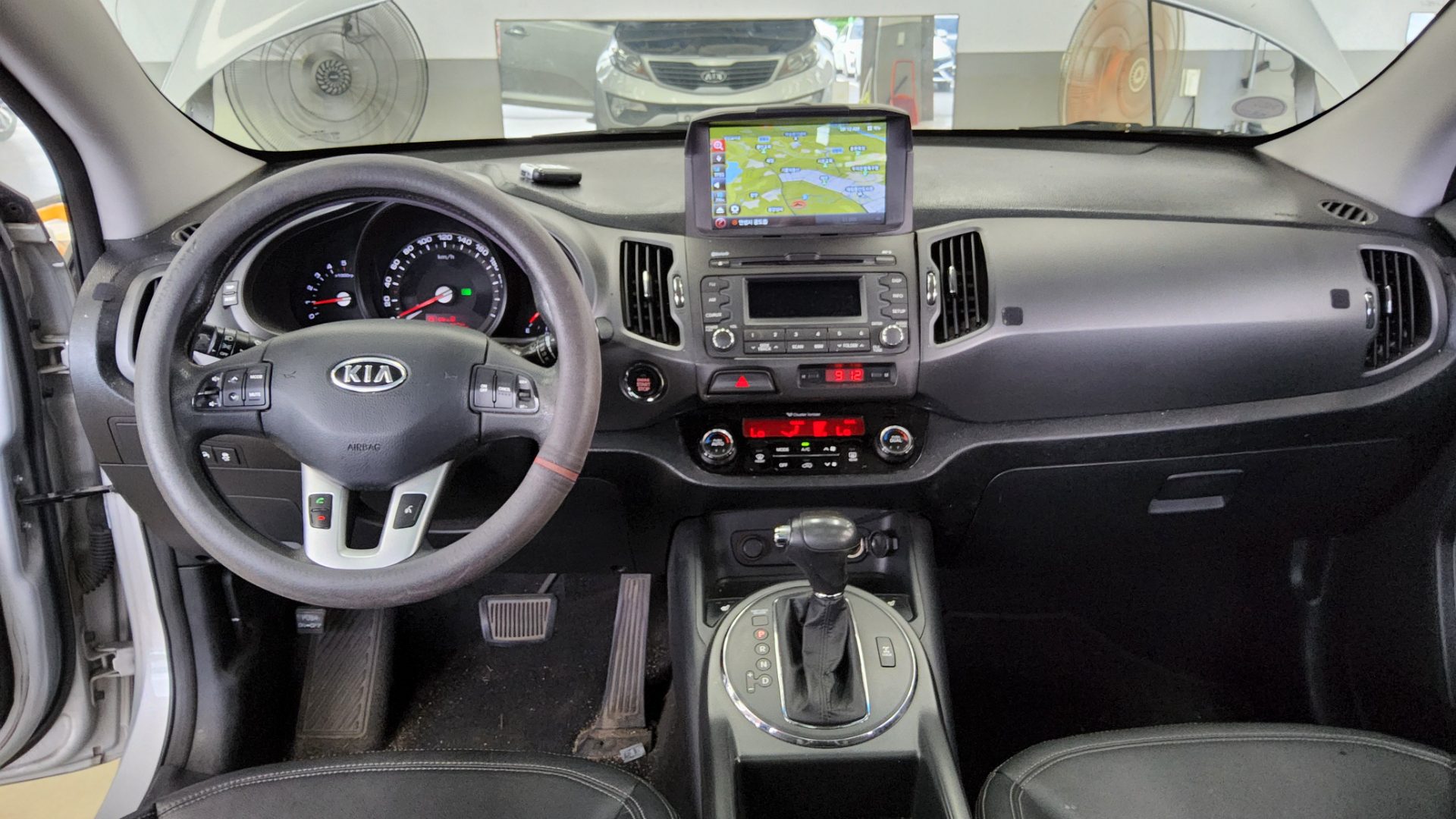 2012 - kia sportage