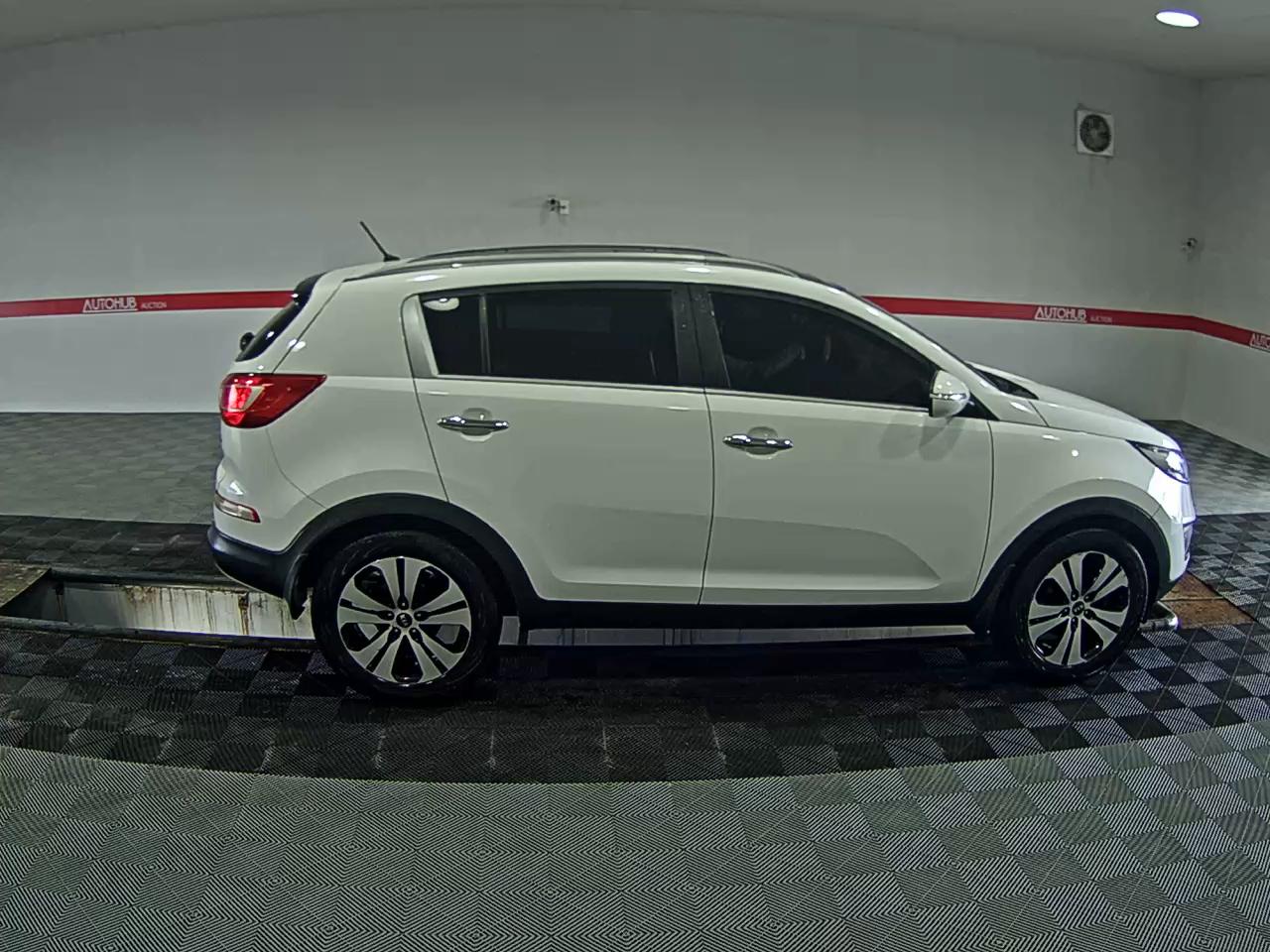 2012 - kia sportage