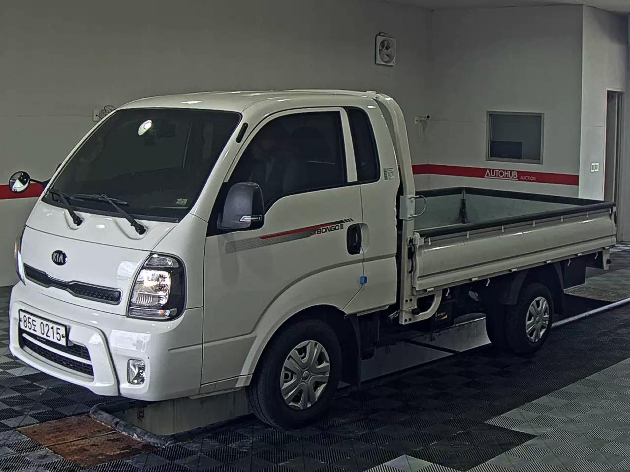 KIA BONGO III CARGO 1 TON KING CAB EXTRA WHEELBASE