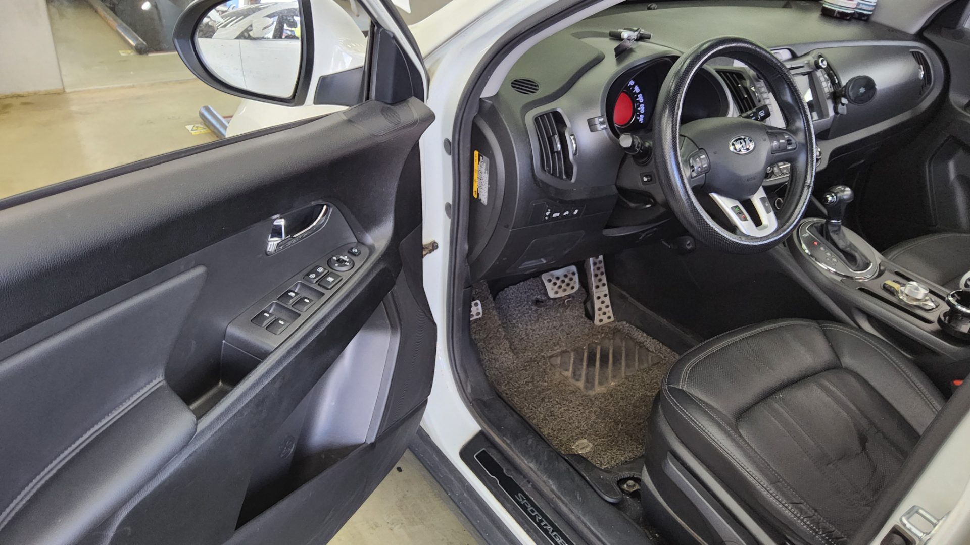 2013 - kia sportage