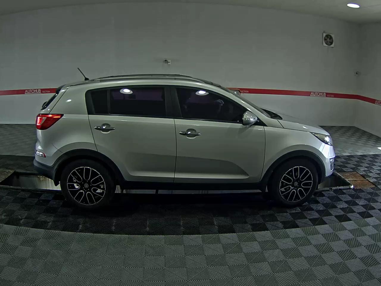 2012 - kia sportage