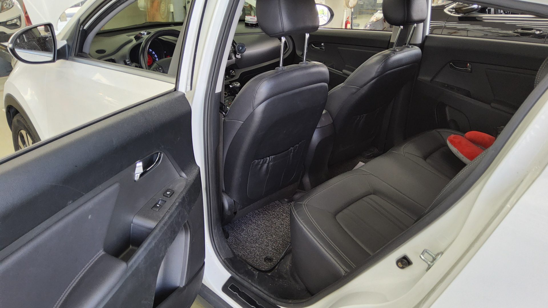 2013 - kia sportage