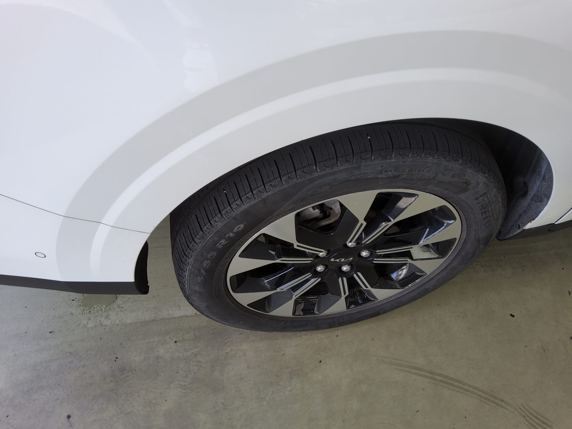 2023 - kia carnival