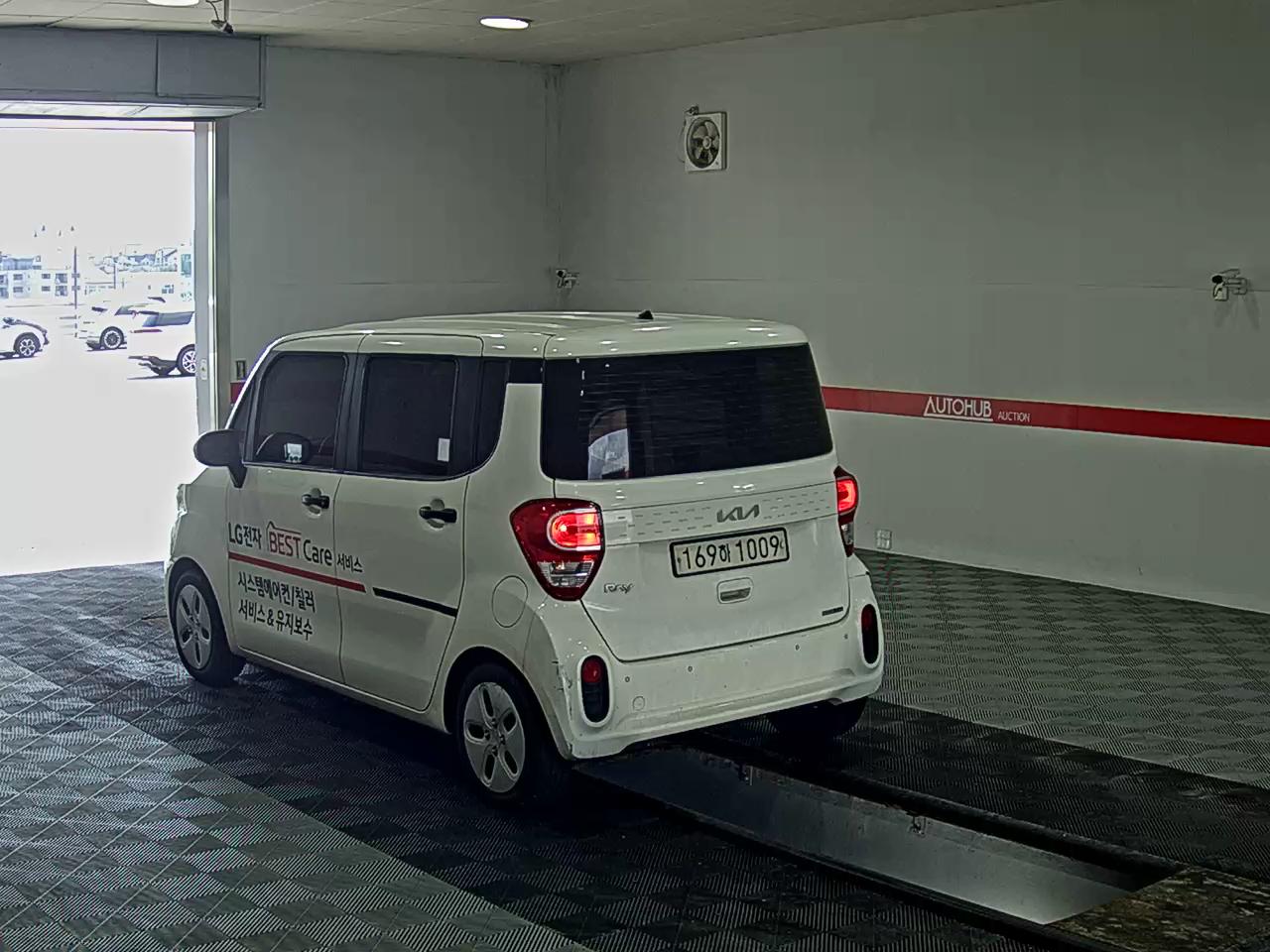 2022 - kia ray