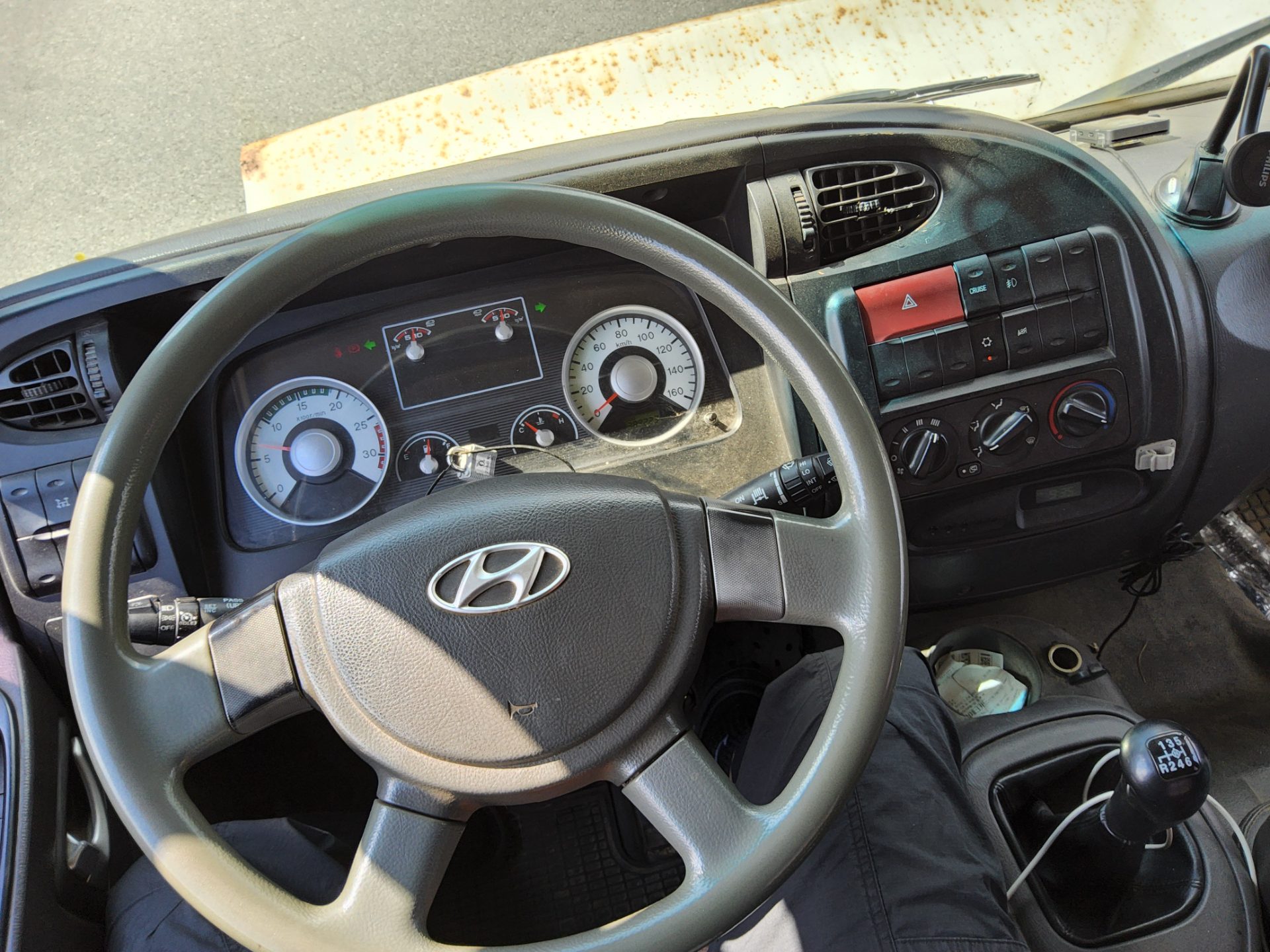 2014 - hyundai truck
