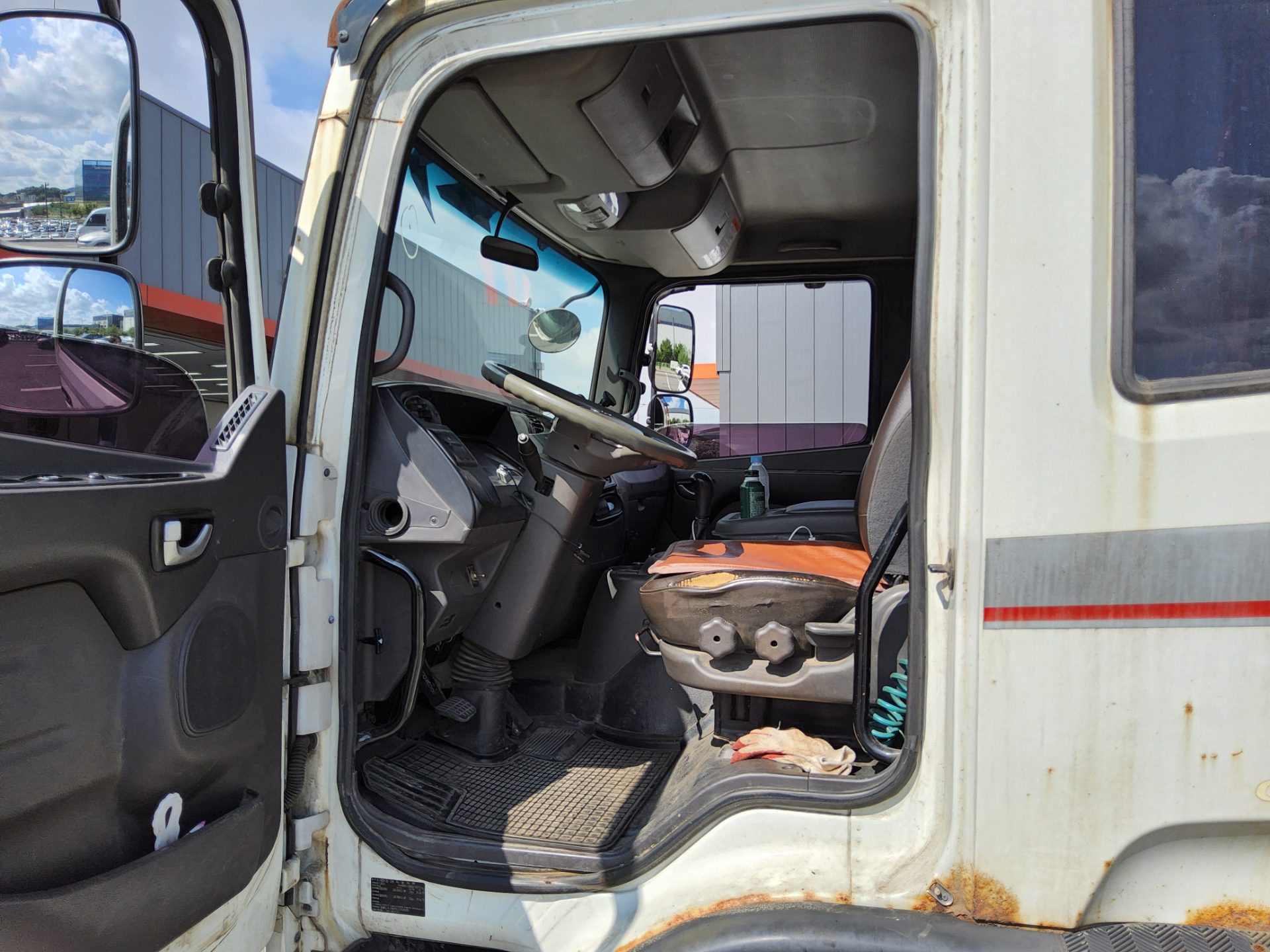 2014 - hyundai truck