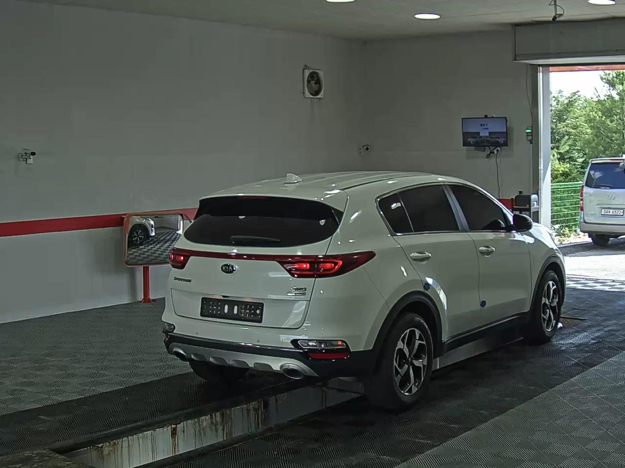 2020 - kia sportage