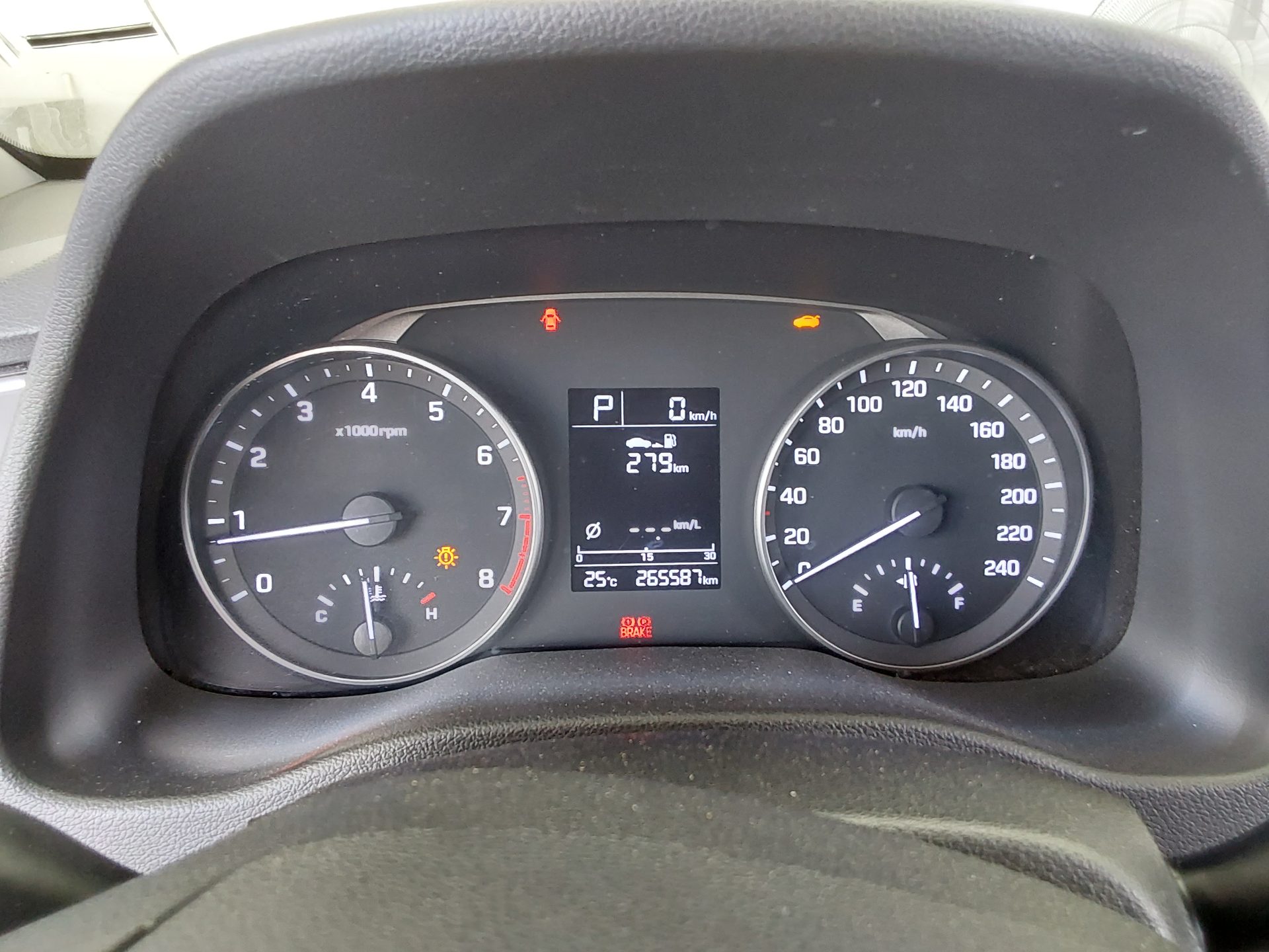 2017 - hyundai avante