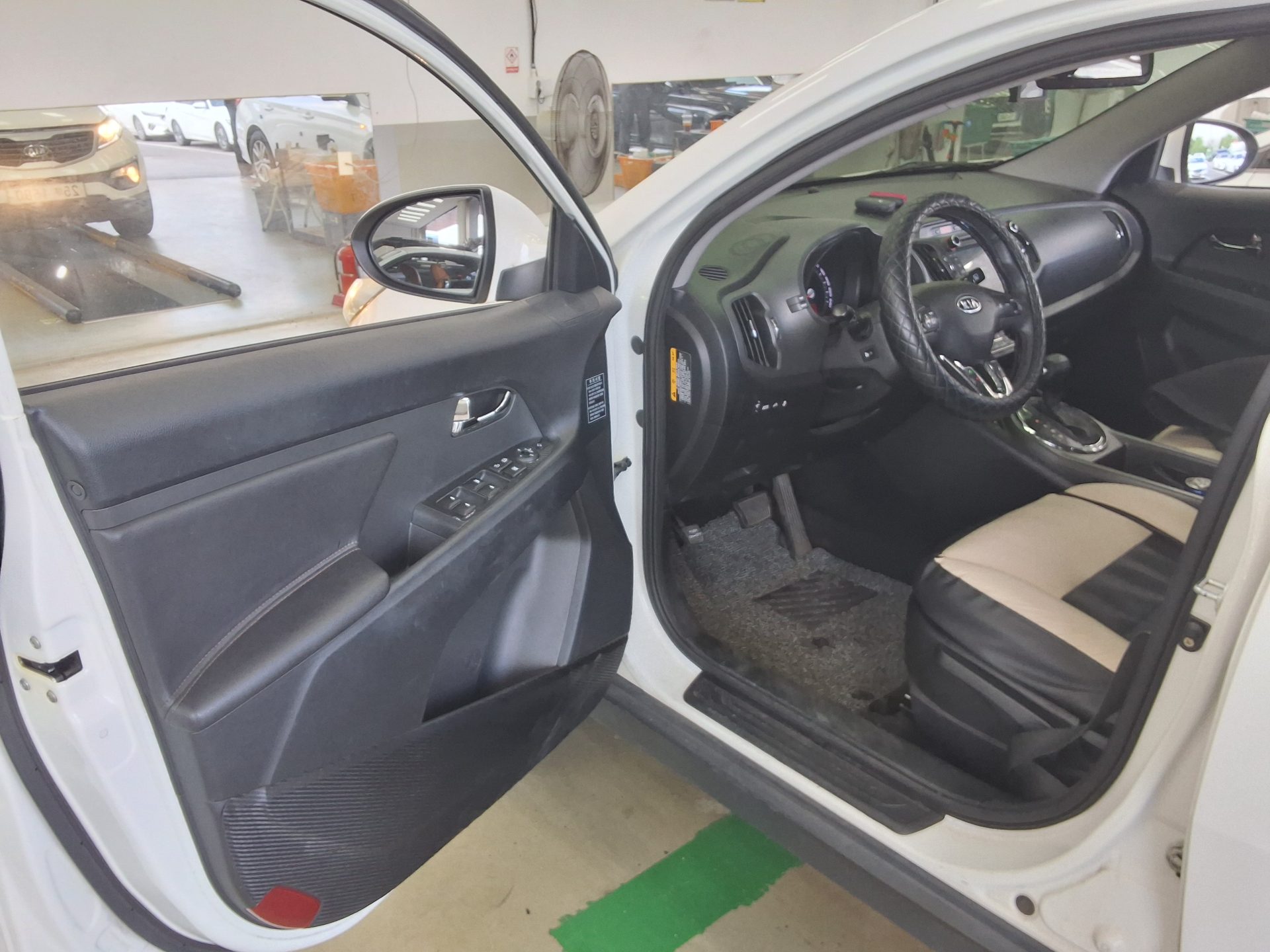 2012 - kia sportage