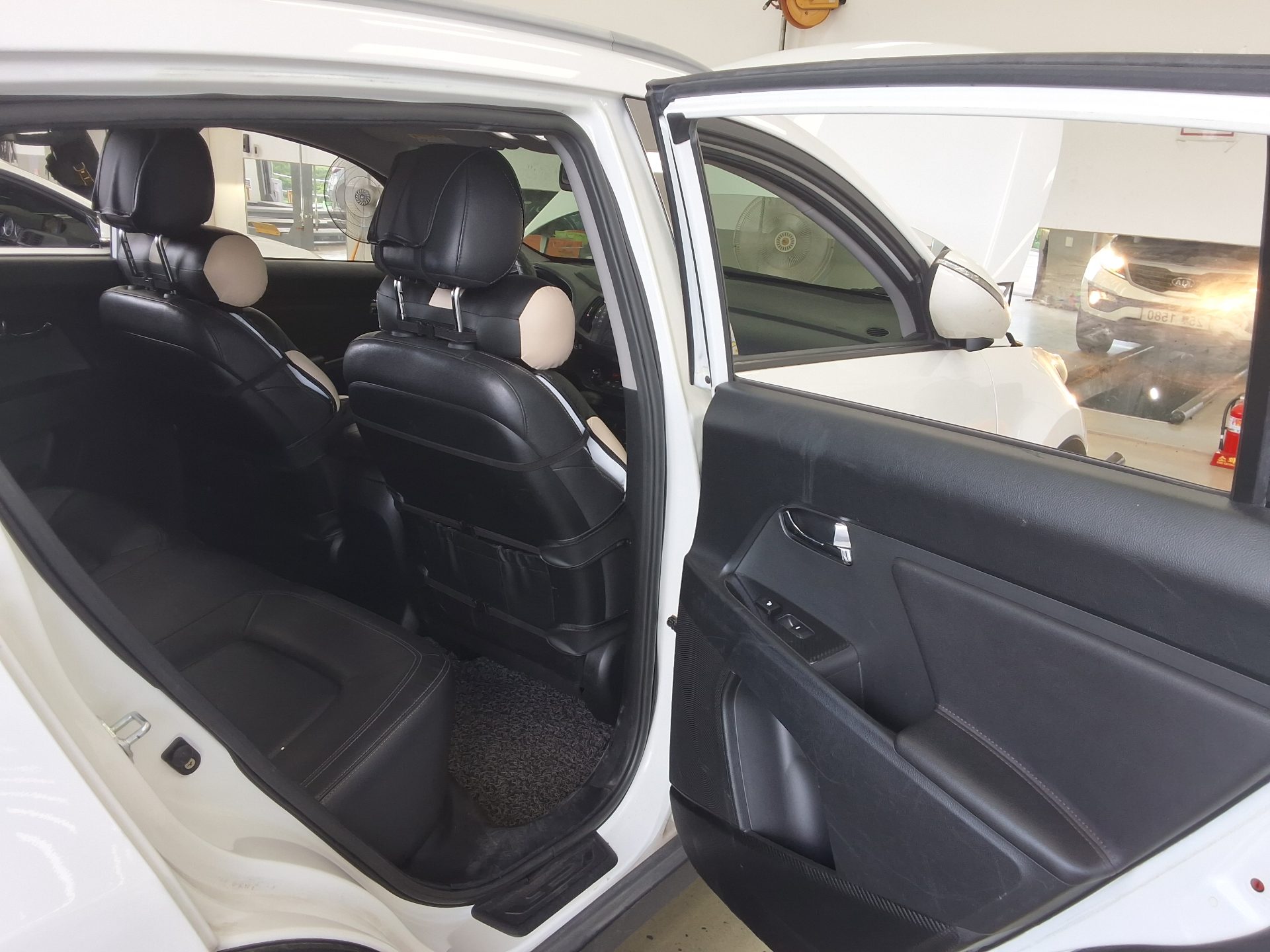 2012 - kia sportage