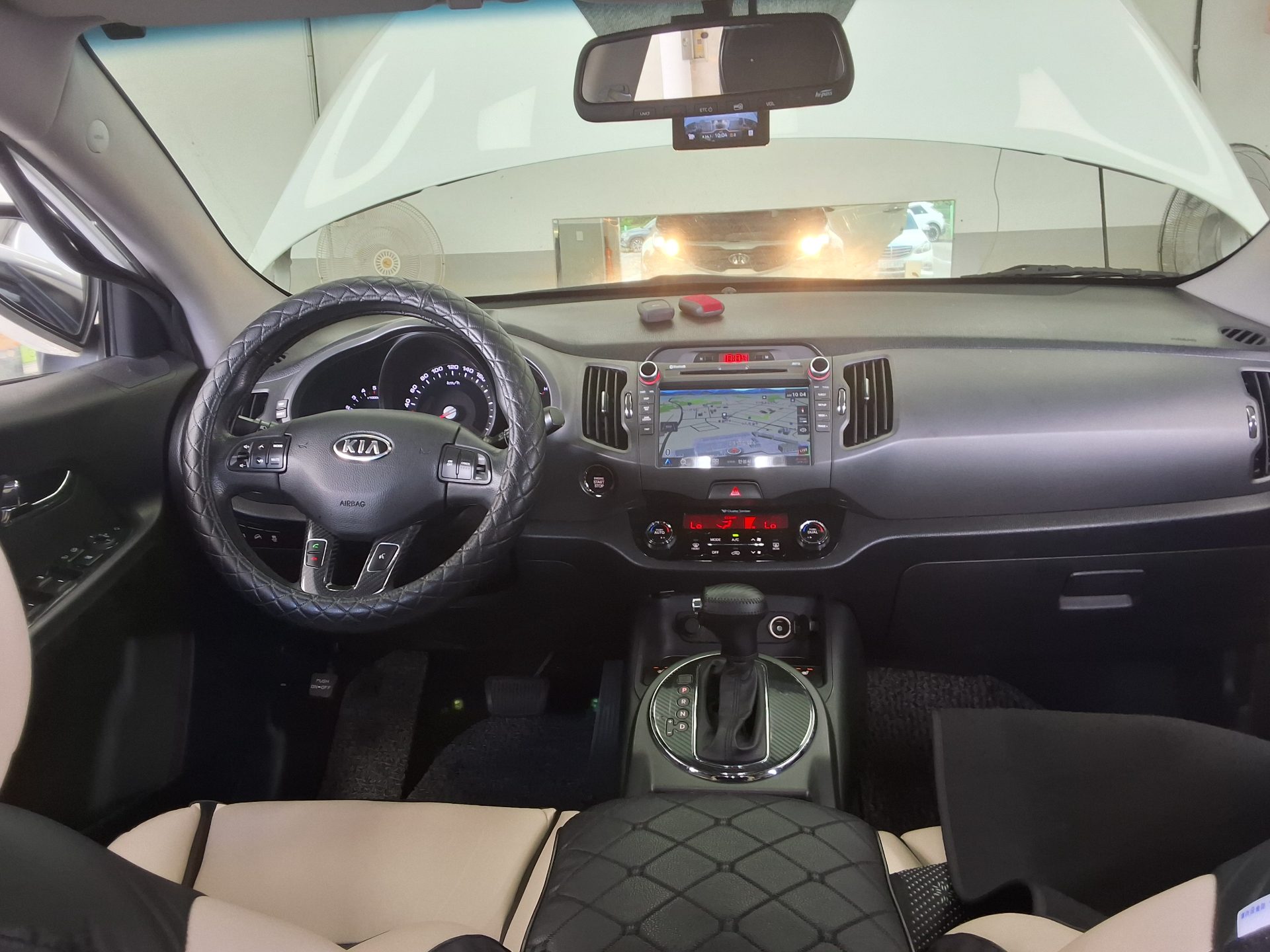 2012 - kia sportage
