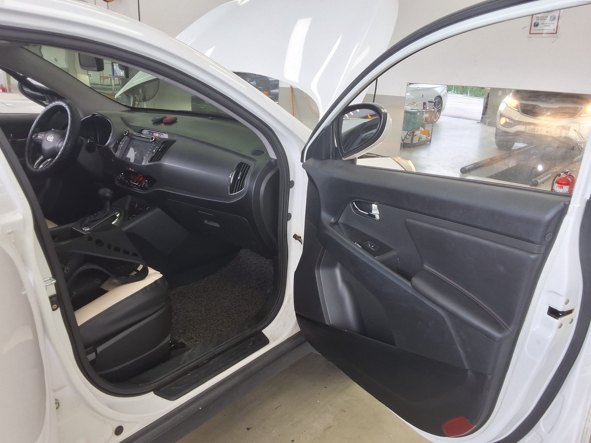 2012 - kia sportage