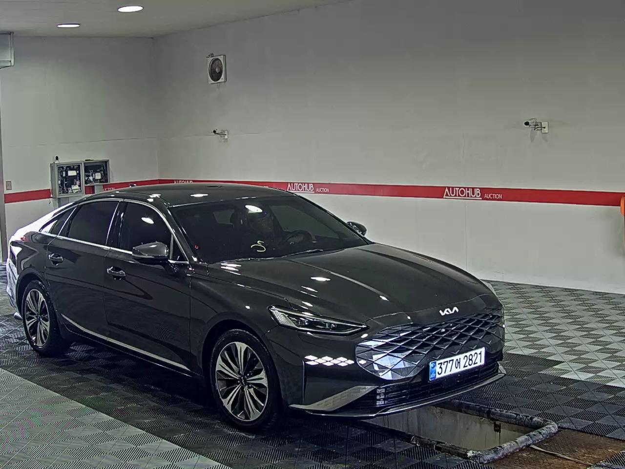 2022 - kia k8