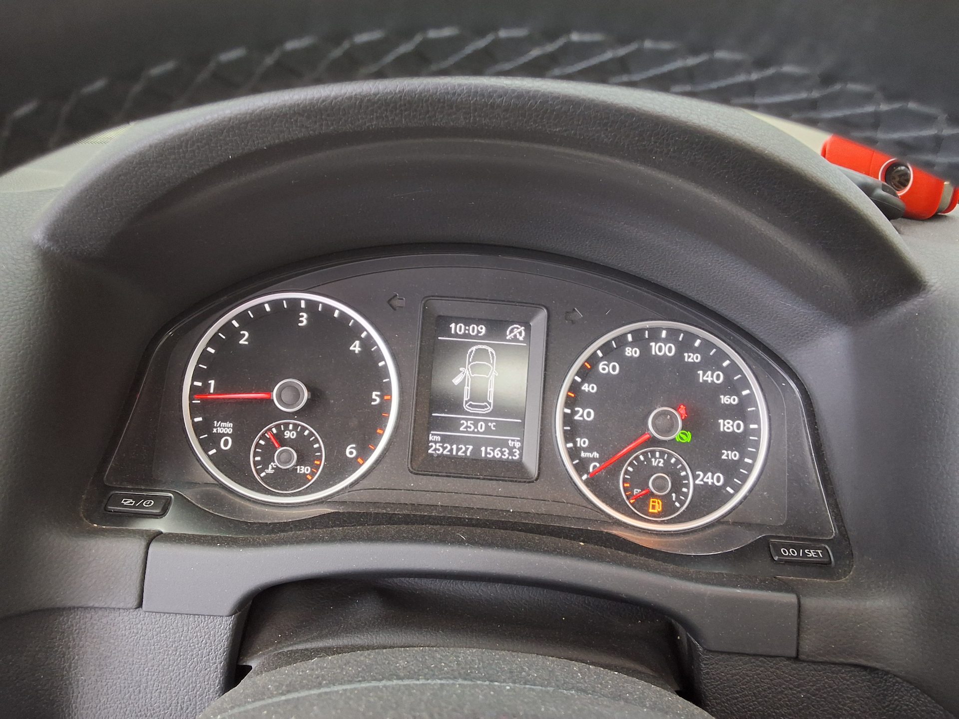2013 - volkswagen tiguan