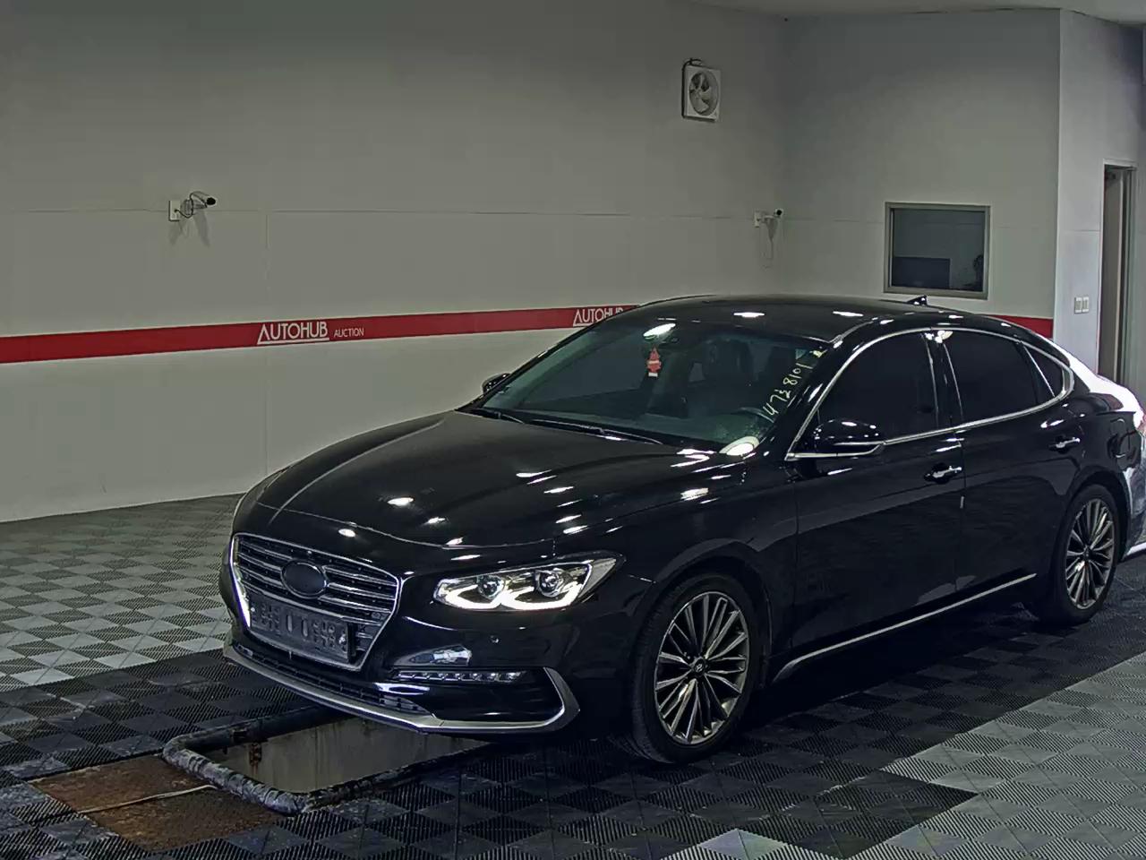 HYUNDAI GRANDEUR GDi
