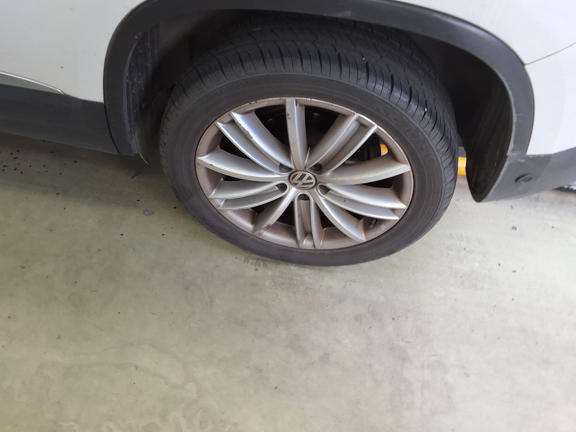 2013 - volkswagen tiguan