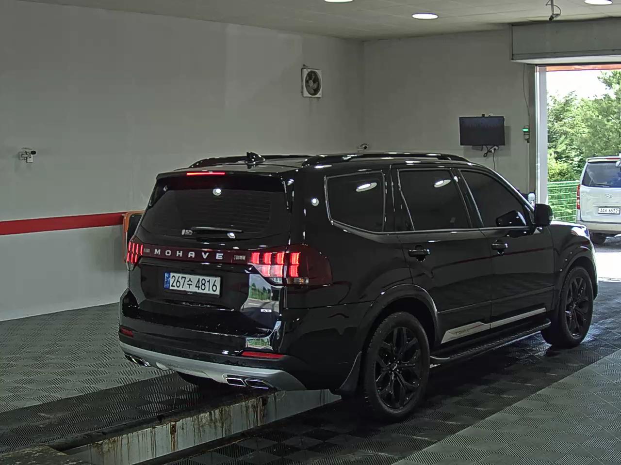 2022 - kia mohave