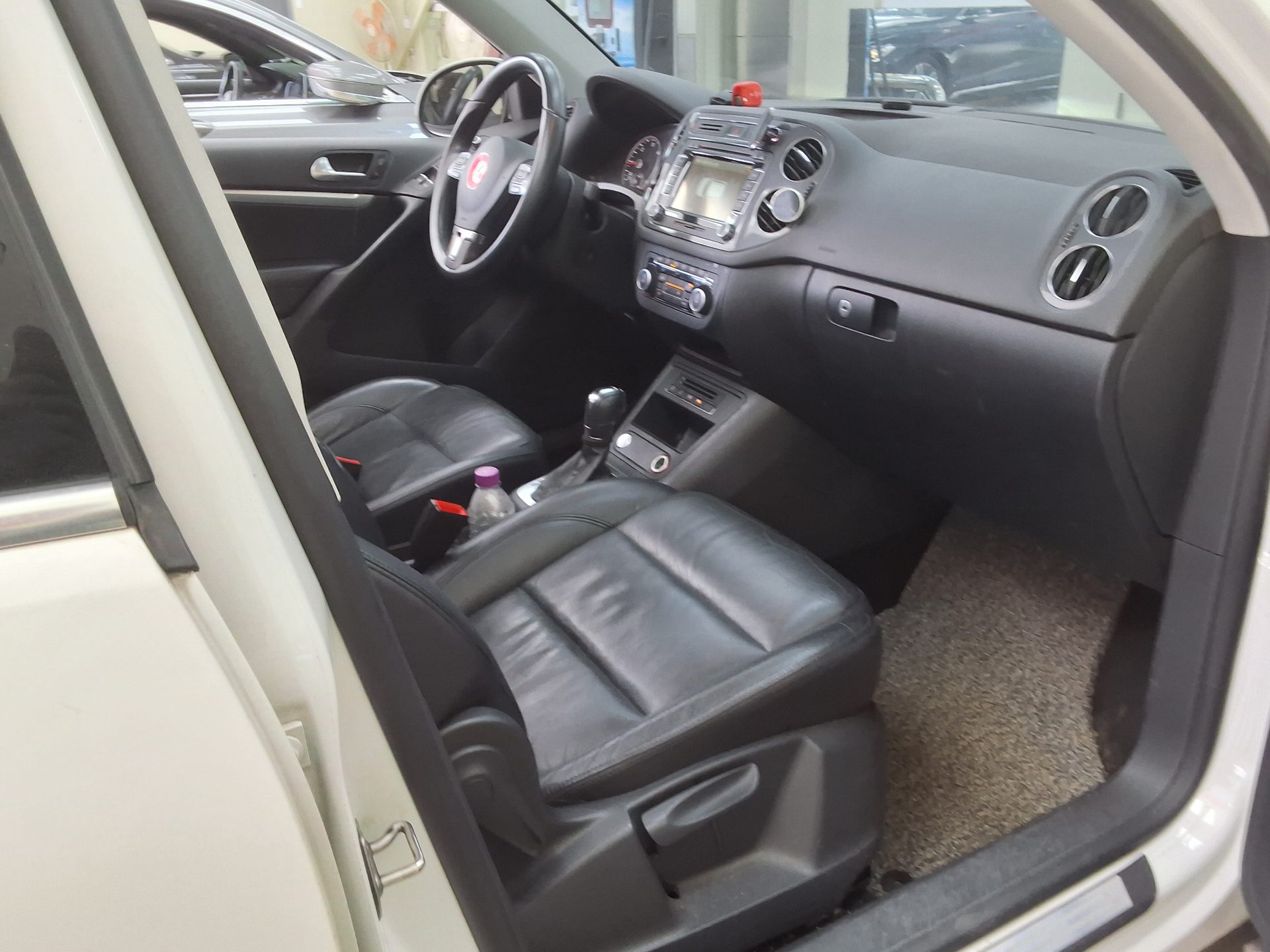 2013 - volkswagen tiguan