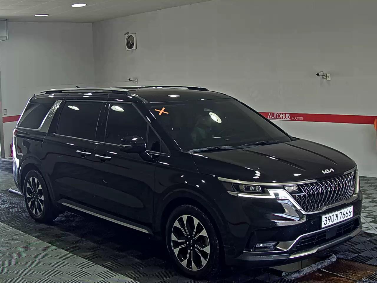 2023 - kia carnival