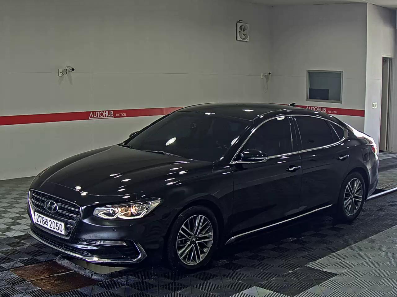 HYUNDAI GRANDEUR GDi