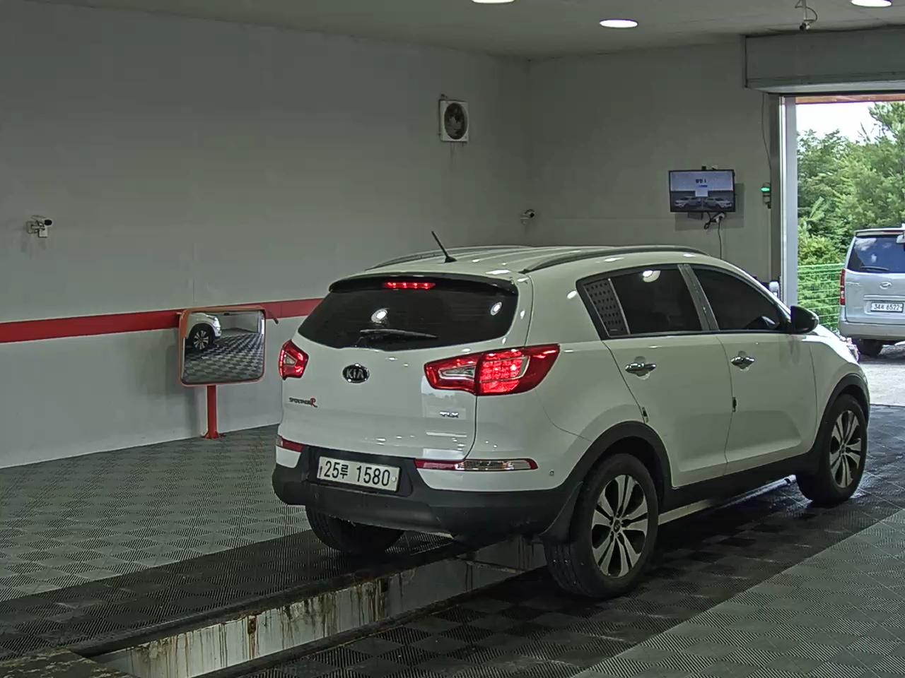 2012 - kia sportage